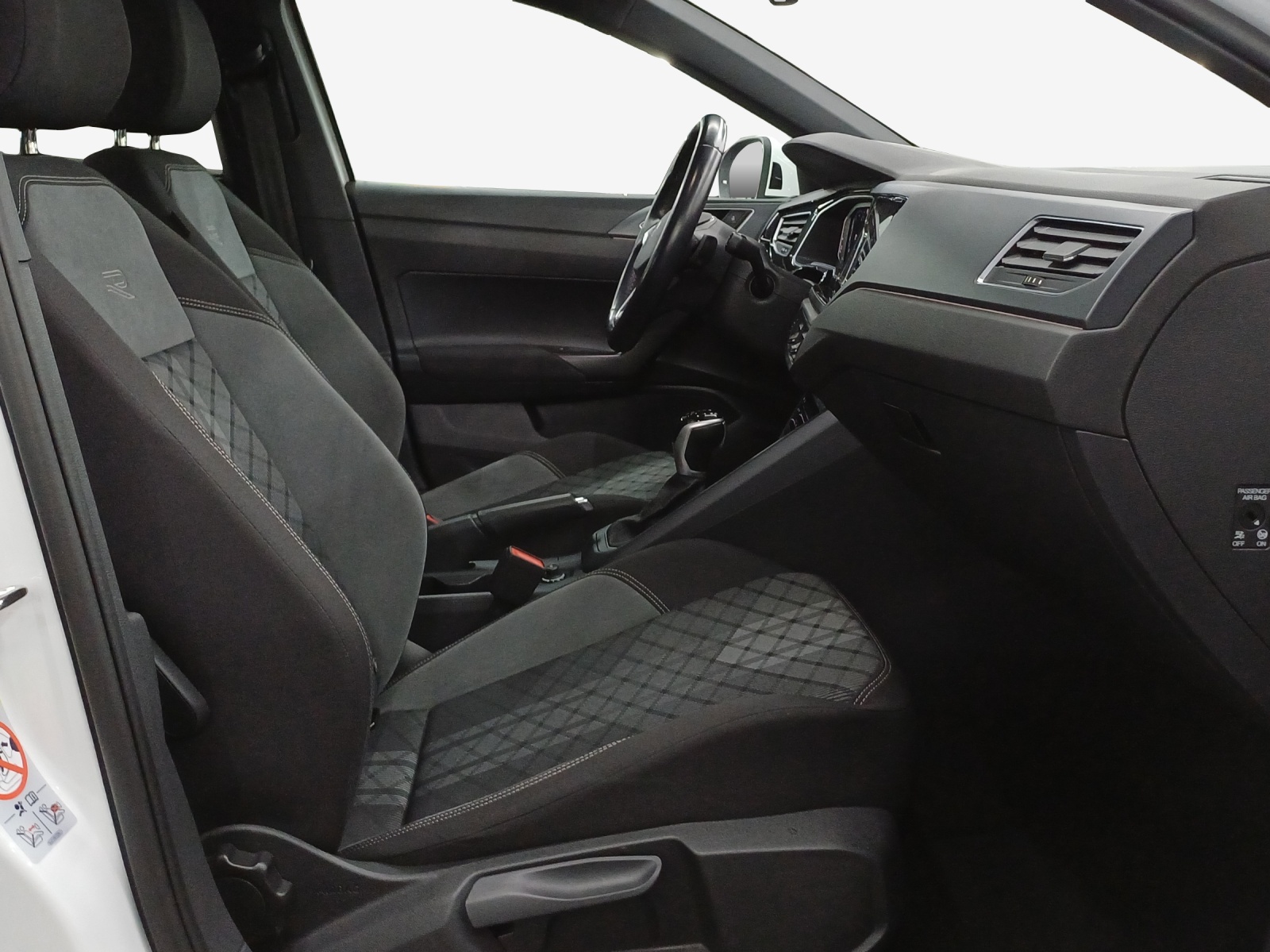 VW Taigo 1.5 TSI R-Line DSG-image-14