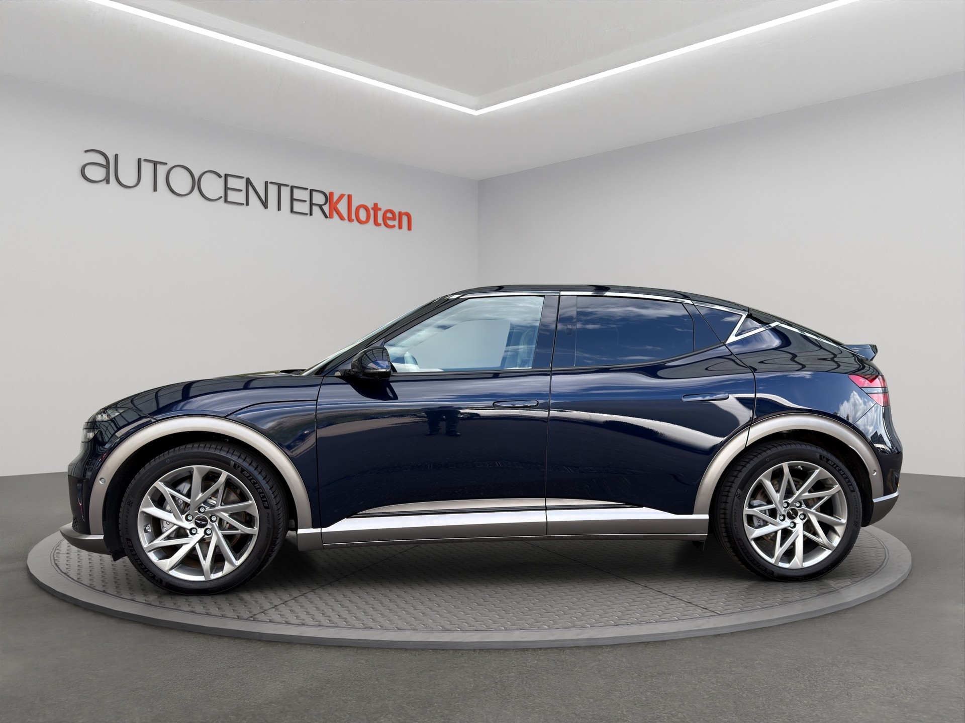 GENESIS GV60 Dual Motor Sport AWD-image-2