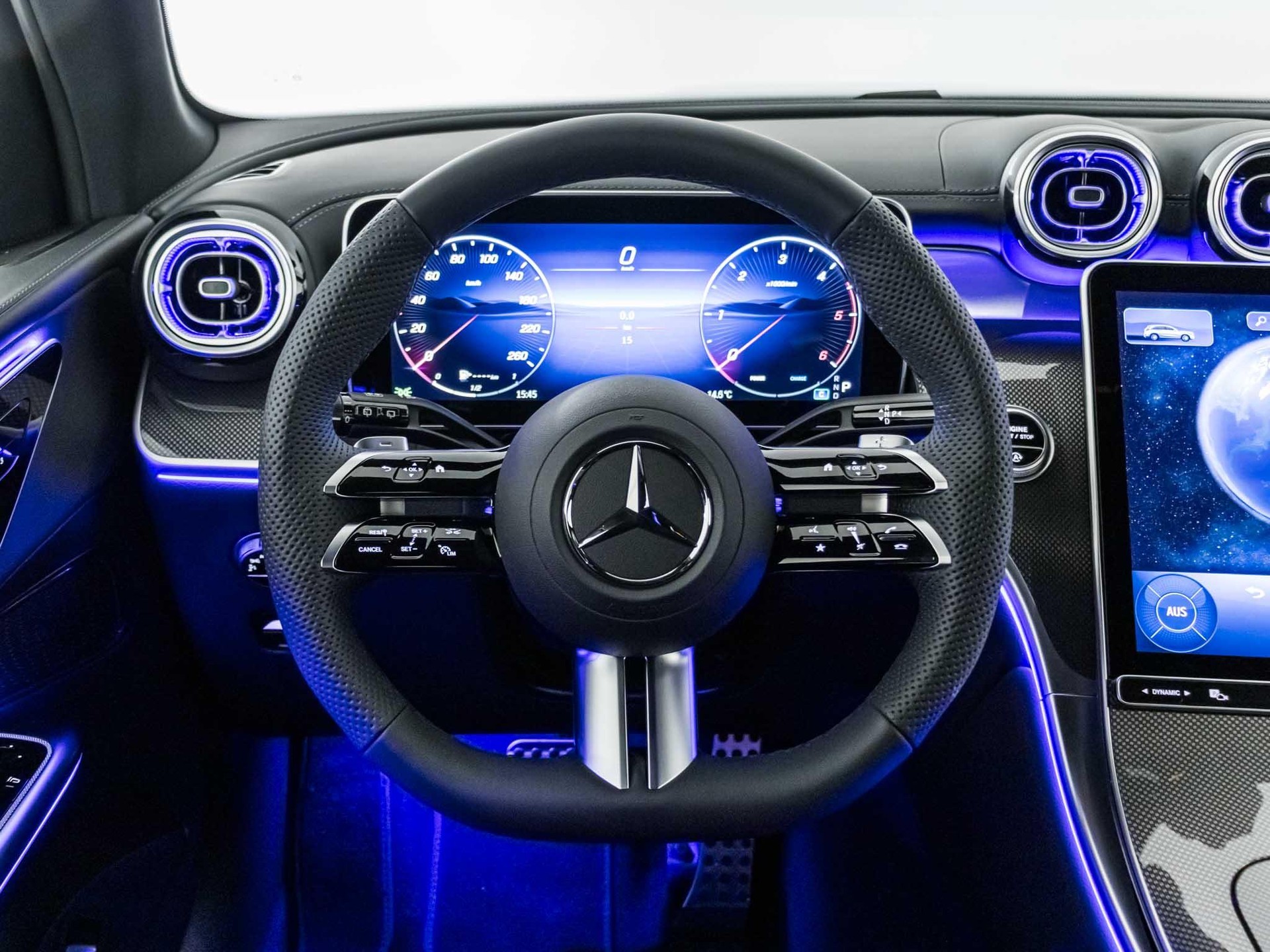 MERCEDES-BENZ GLC 220 d 4MATIC-image-9