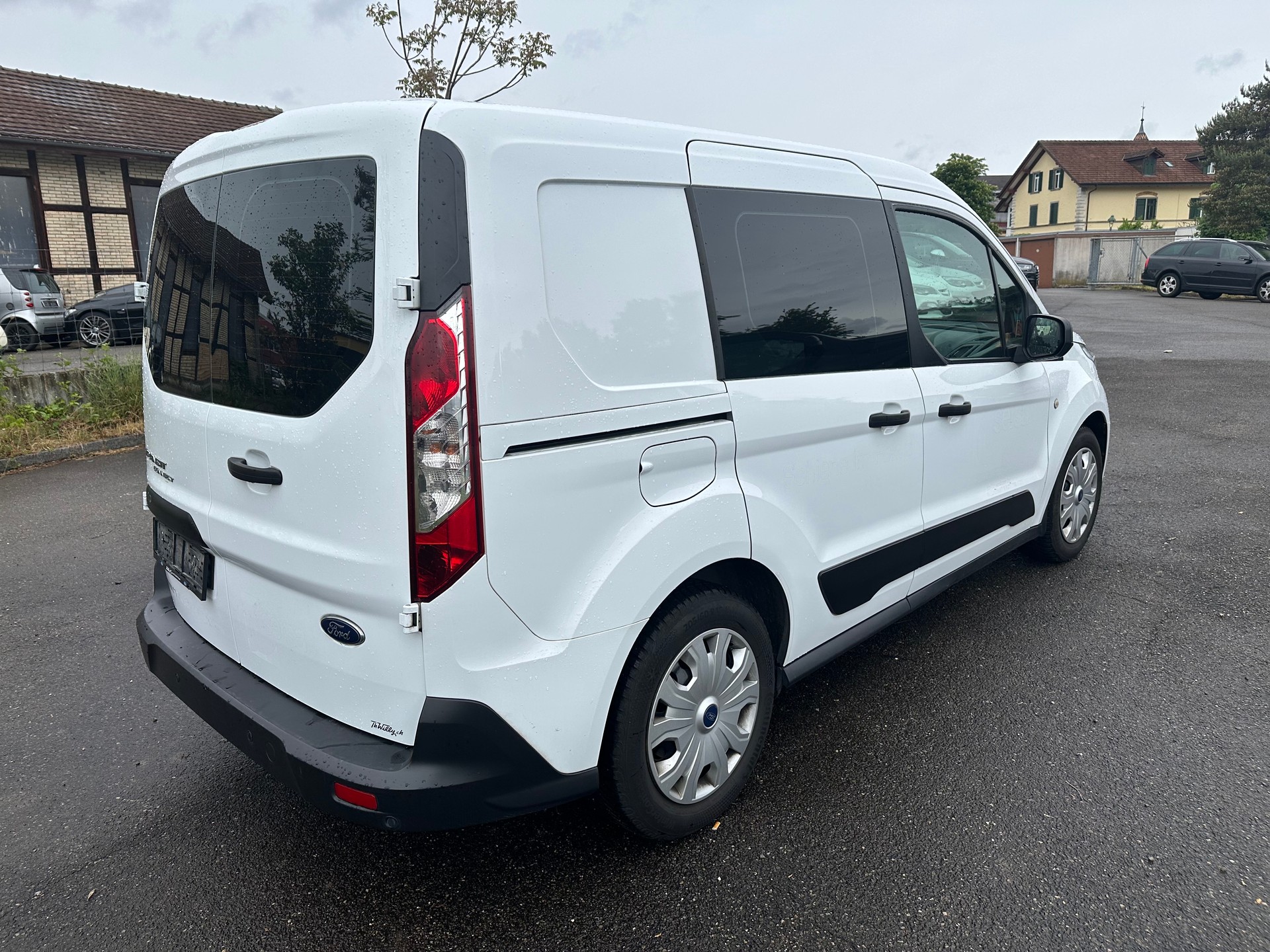FORD Transit Connect Van T200 1.5 Eco Blue Trend-image-4