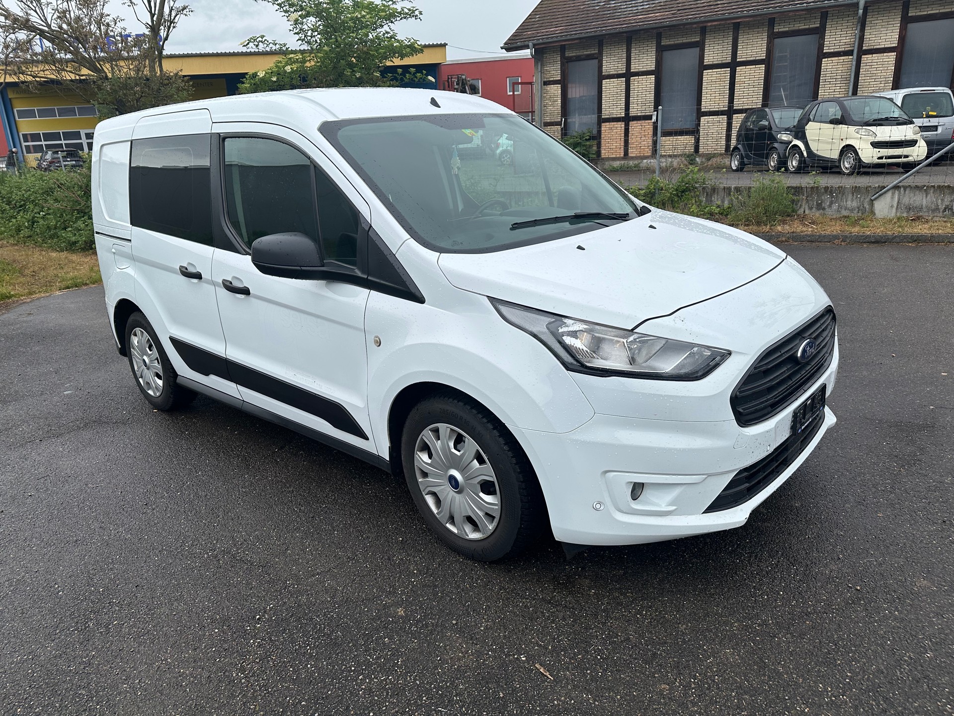 FORD Transit Connect Van T200 1.5 Eco Blue Trend-image-2