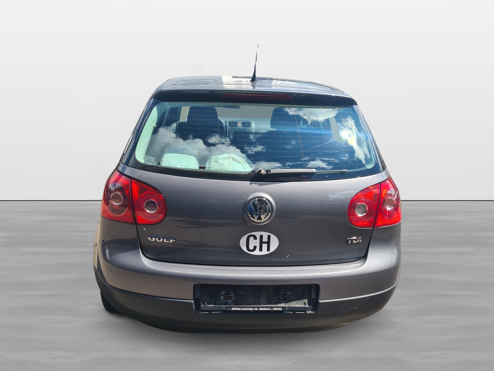 VW Golf 1.9L Diesel-image-2