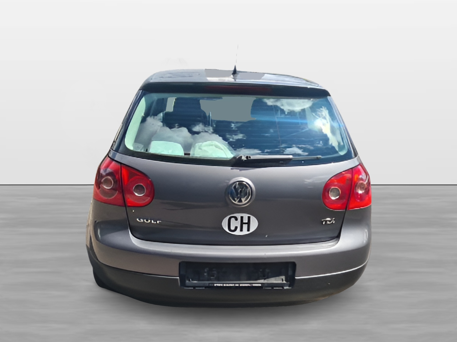 VW Golf 1.9L Diesel-image-4