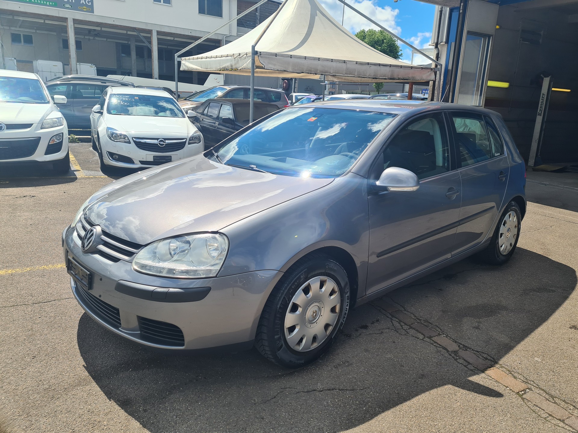 VW Golf 1.9L Diesel-image-0