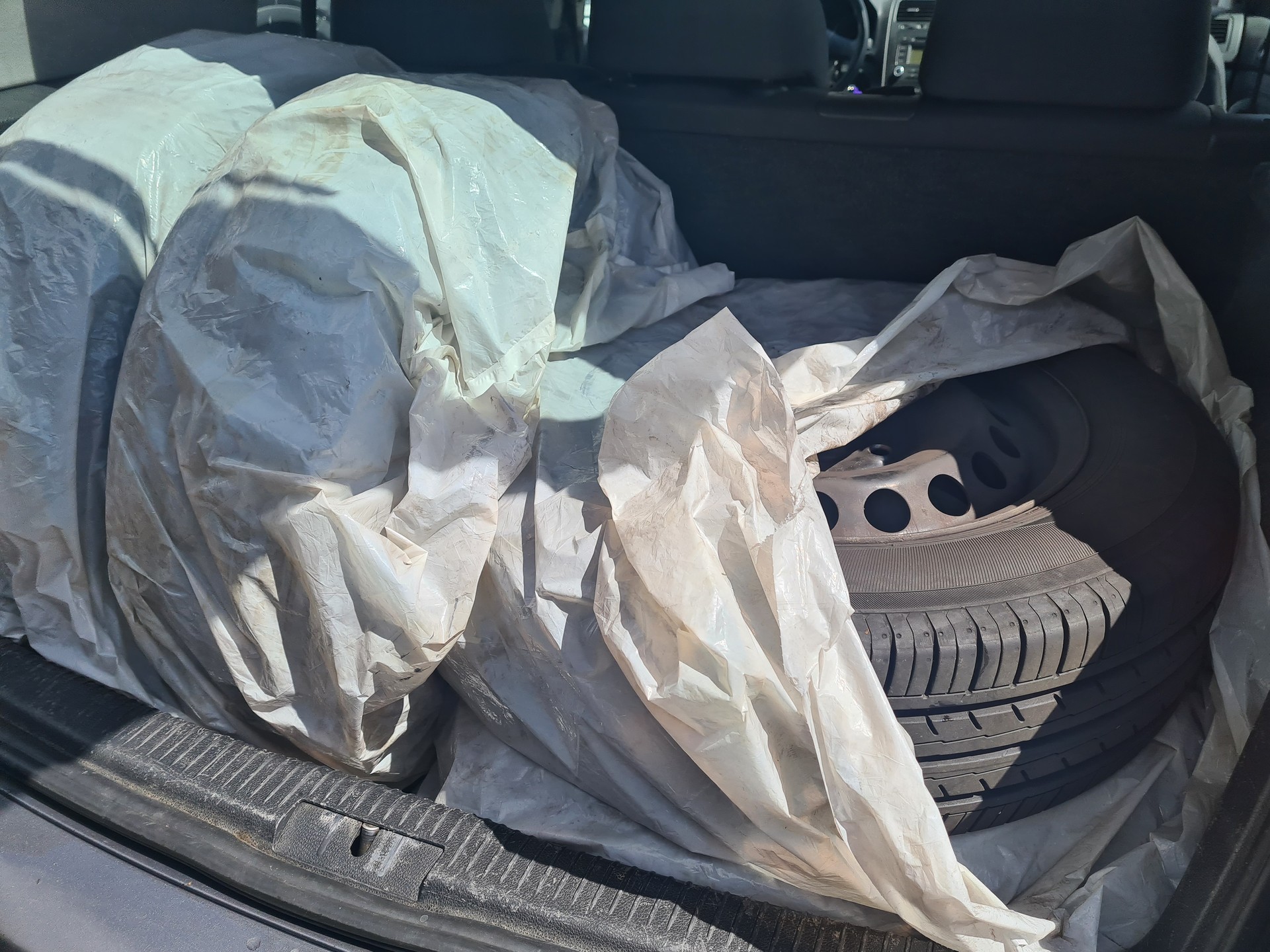 VW Golf 1.9L Diesel-image-8