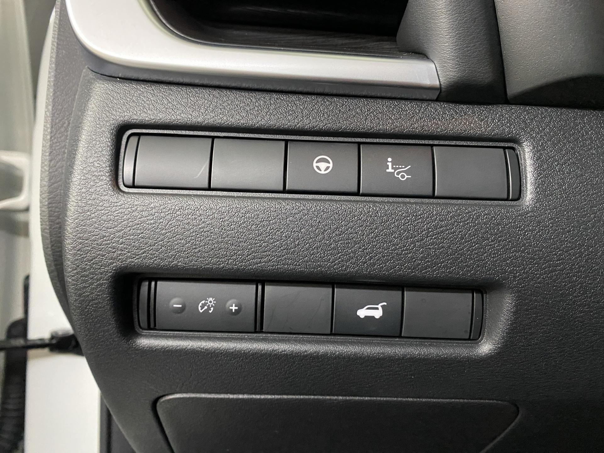 NISSAN X-Trail 1.5 VC-T e-Power 4WD 7 Sitze Tekna+-image-16