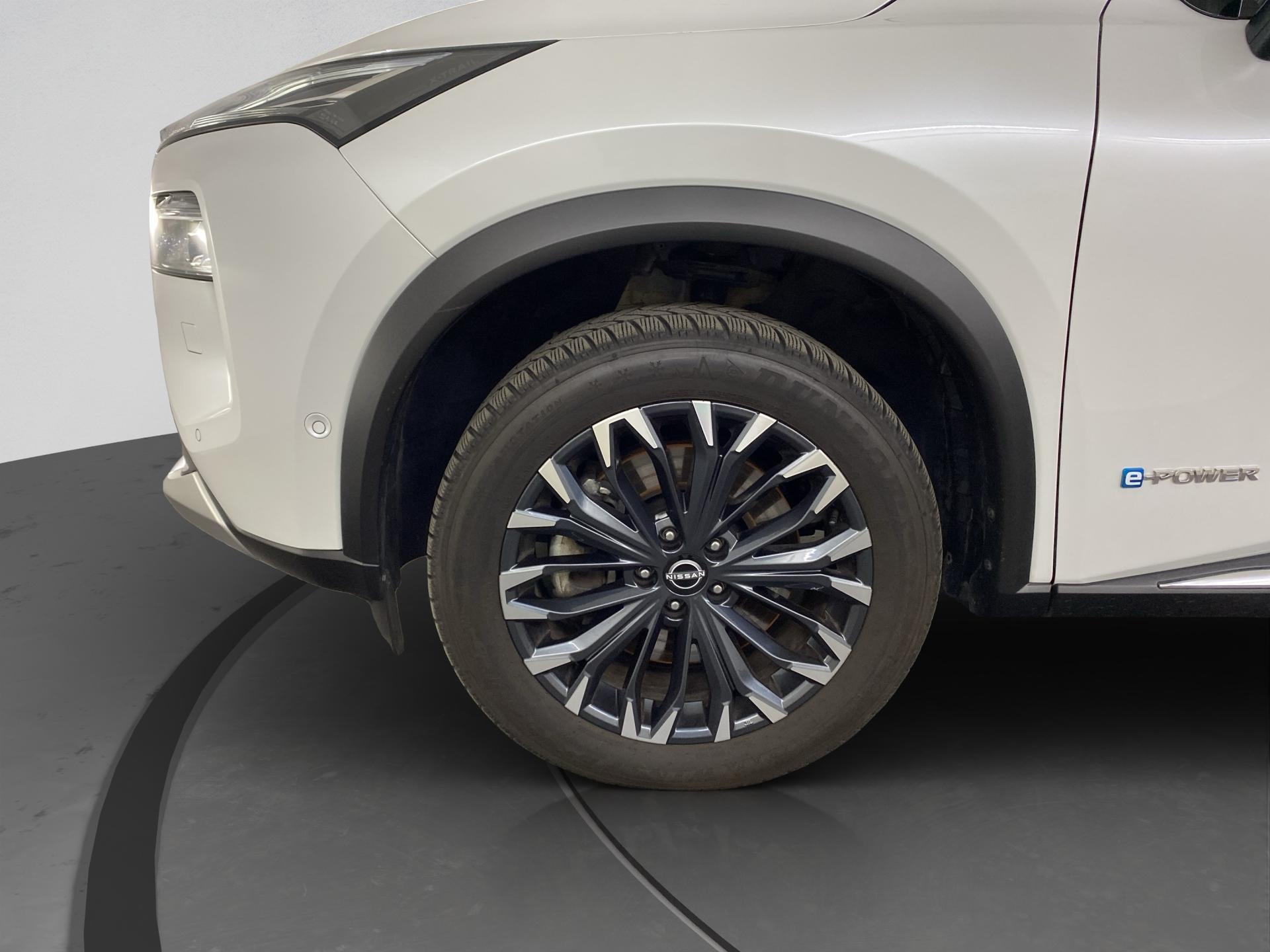 NISSAN X-Trail 1.5 VC-T e-Power 4WD 7 Sitze Tekna+-image-21