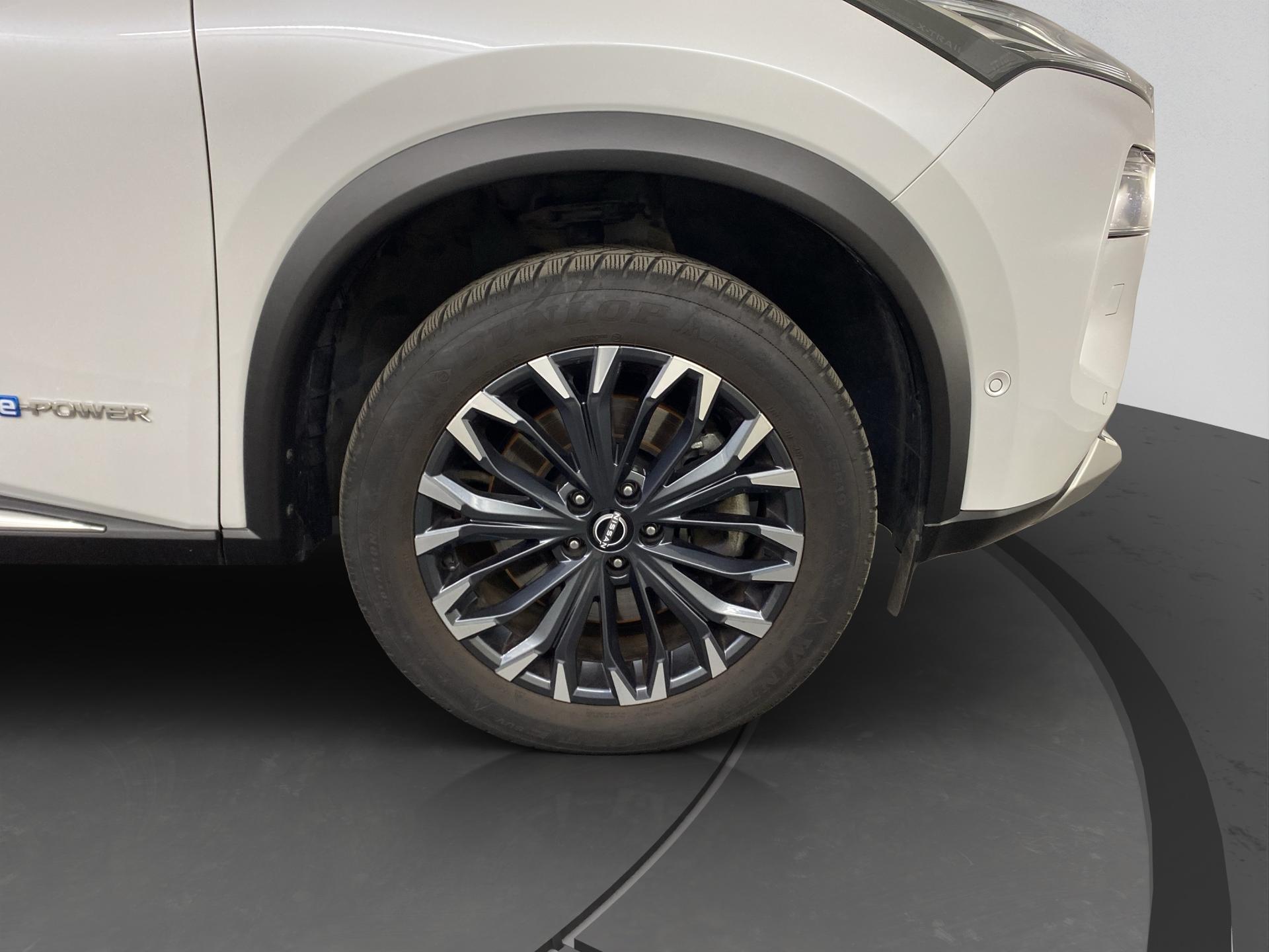 NISSAN X-Trail 1.5 VC-T e-Power 4WD 7 Sitze Tekna+-image-13