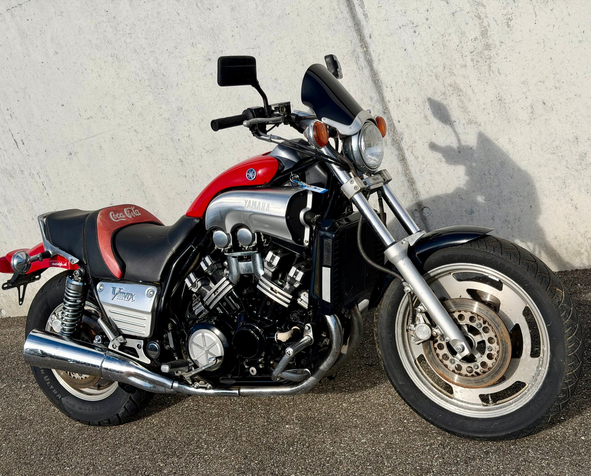 YAMAHA V-Max VMX 1200-showroom-element-2