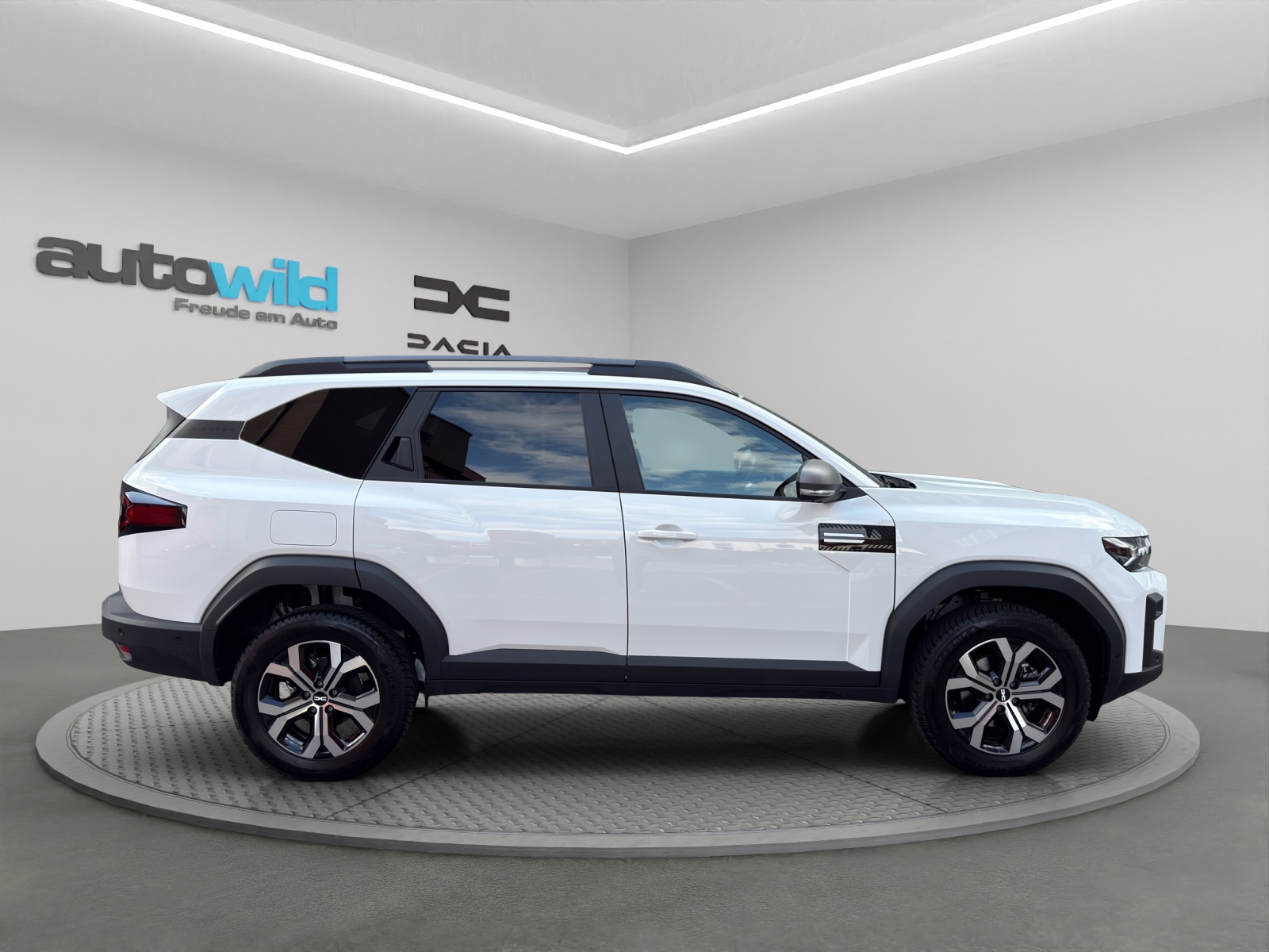 DACIA Bigster Journey 155 Hybrid-image-12