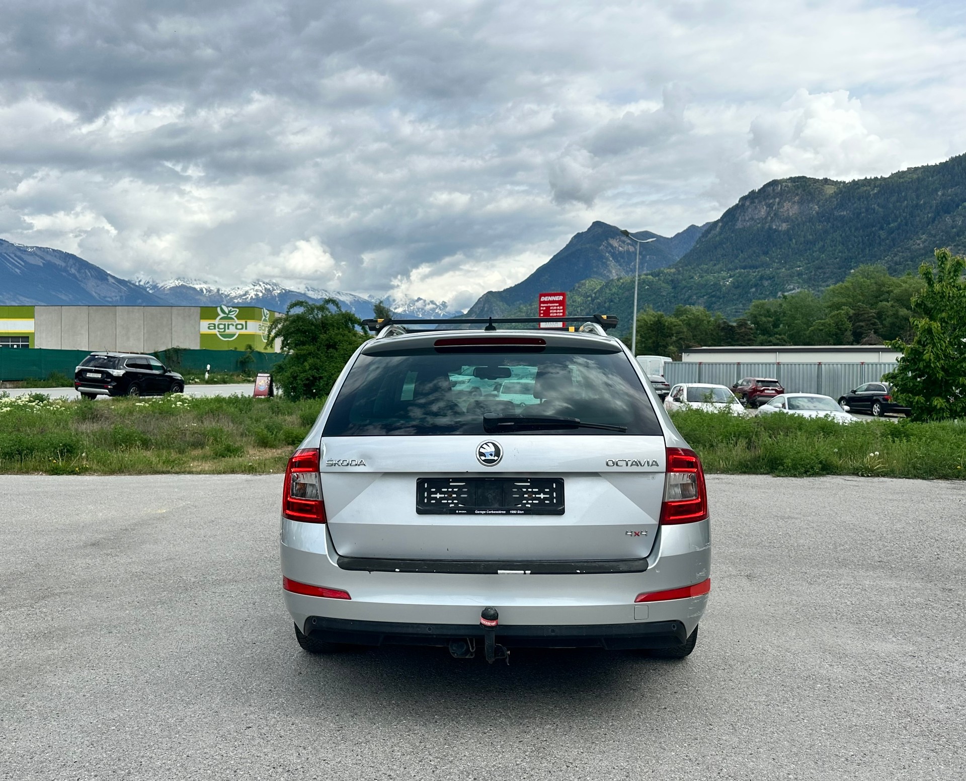 SKODA Octavia Combi 1.8 TSI Elegance 4x4 DSG-image-7