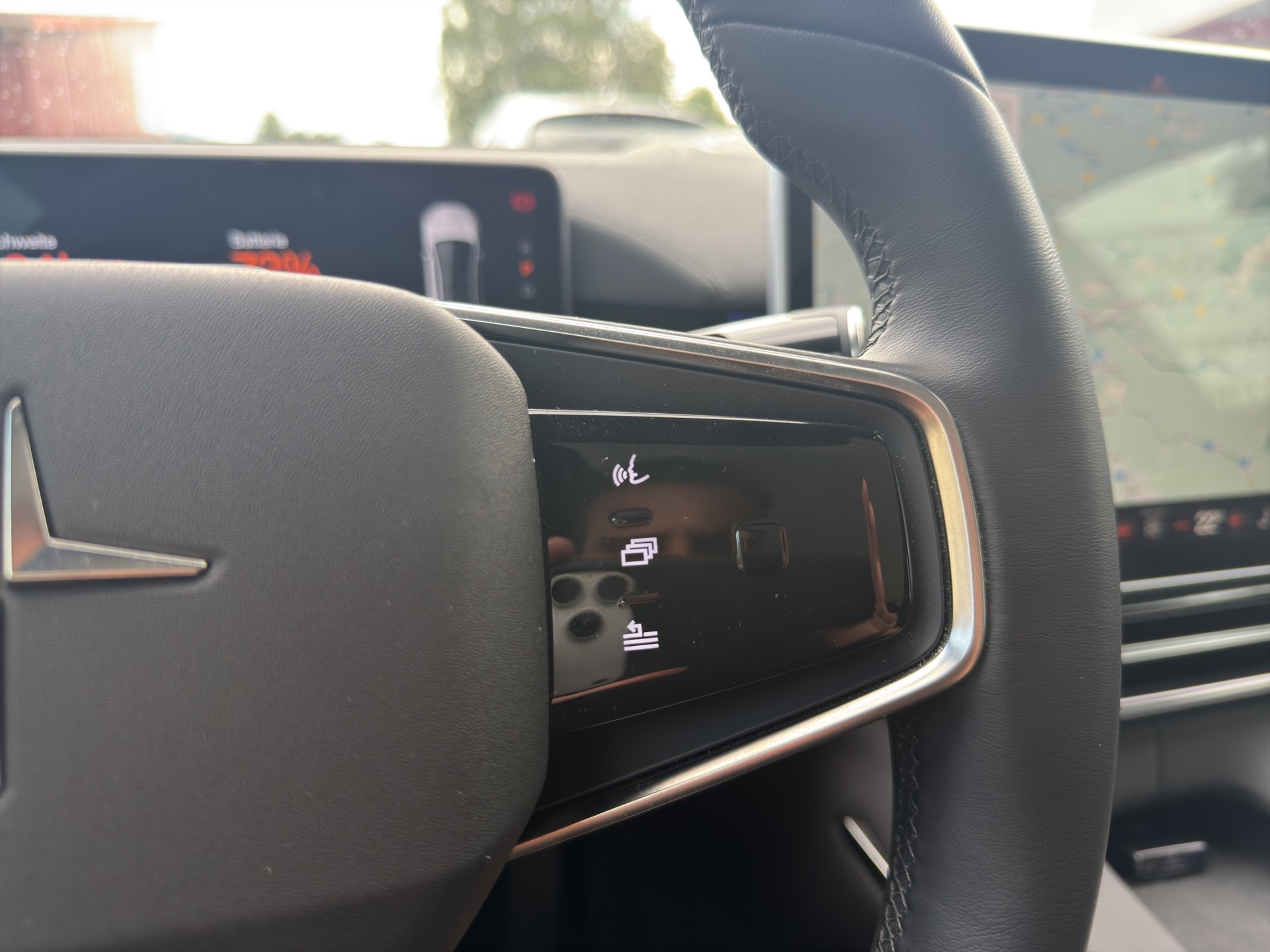 POLESTAR 4 Long Range Dual Motor-image-42