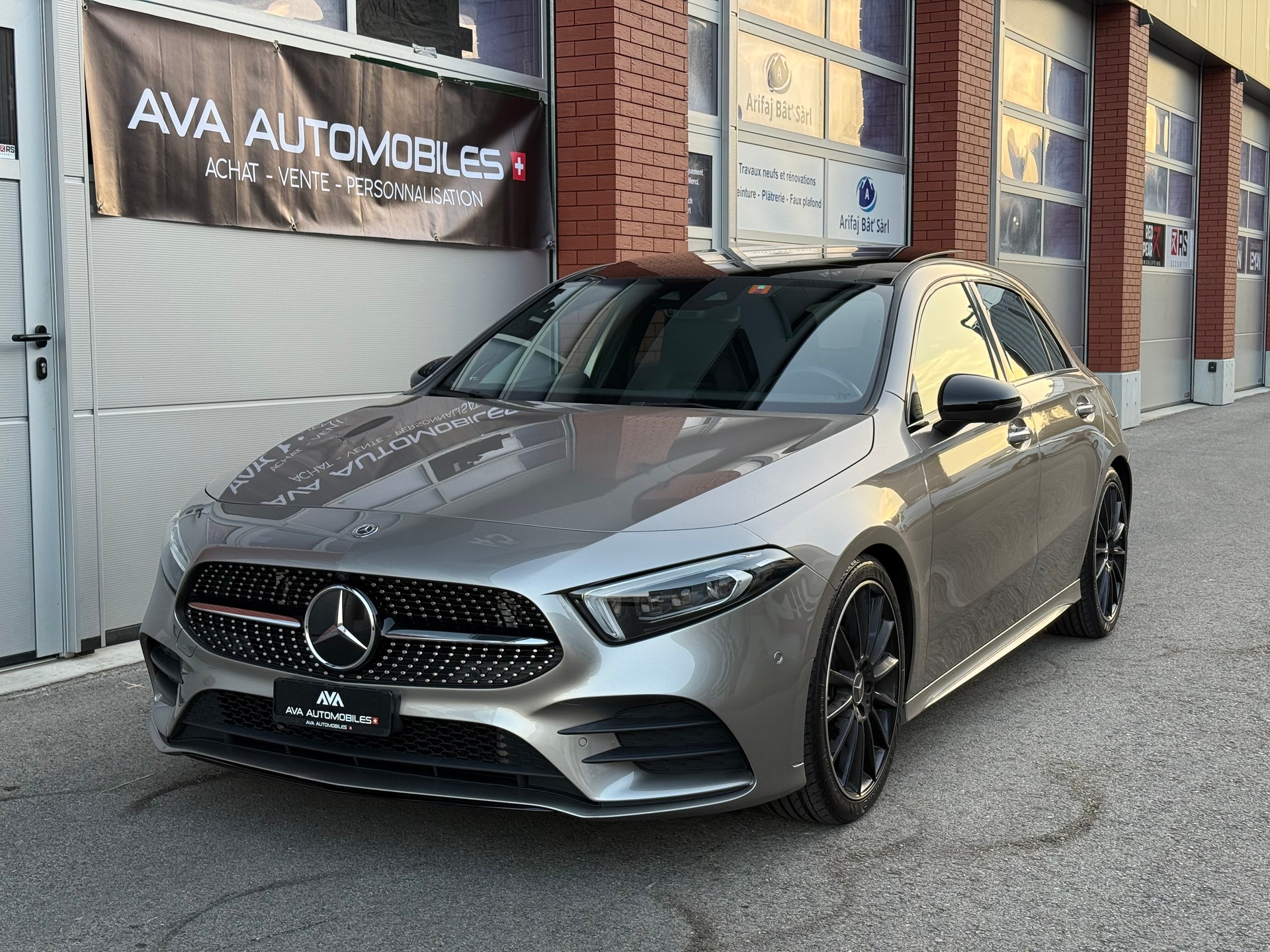 MERCEDES-BENZ A 200 AMG Line 7G-DCT