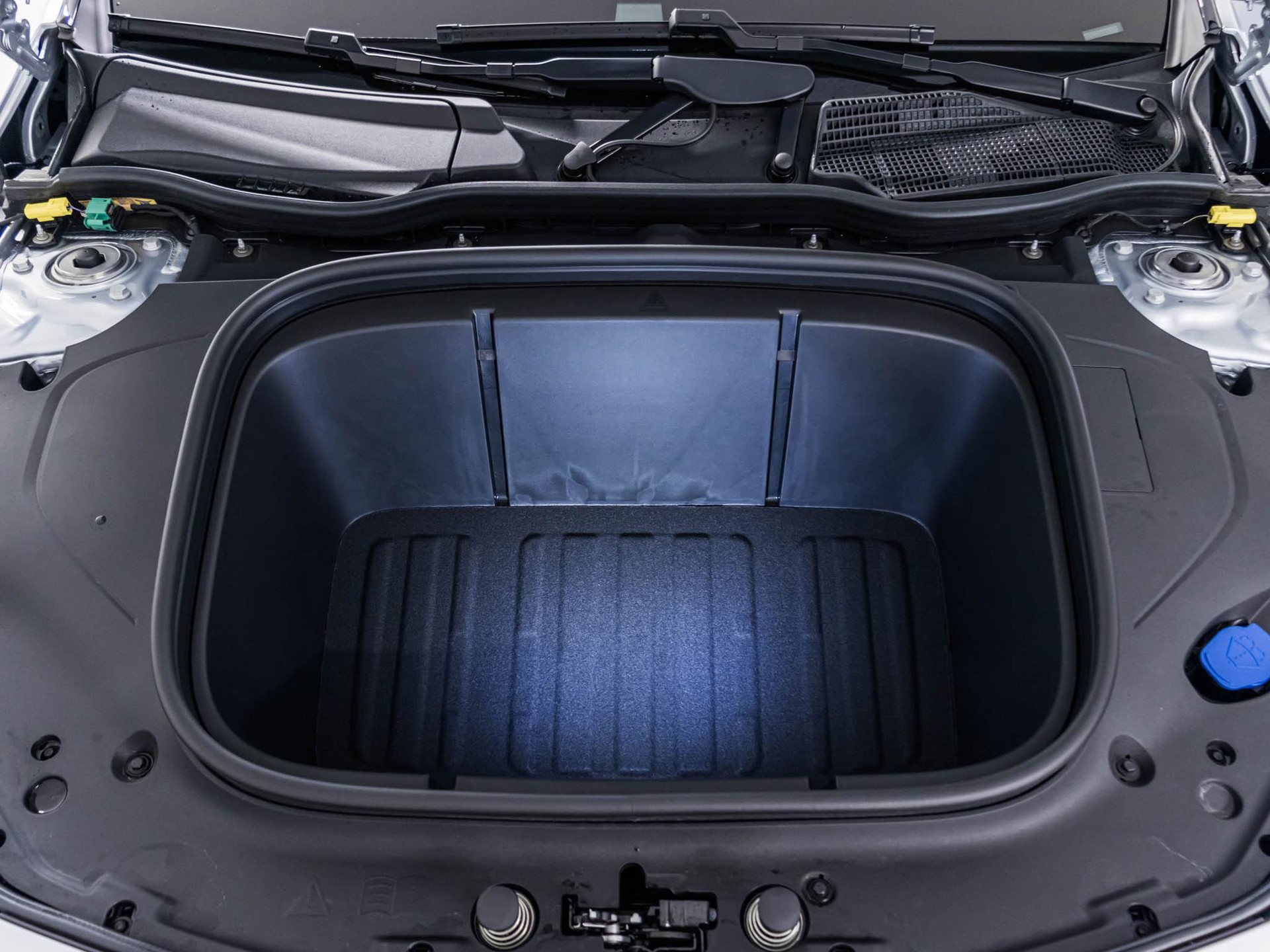 MERCEDES-BENZ CLA 350 4MATIC EQ SB-image-13
