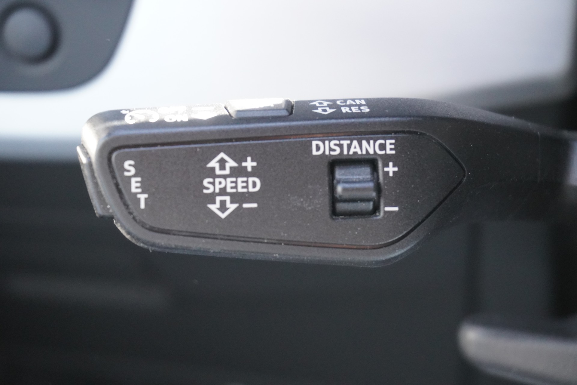 AUDI A4 Avant 45 TFSI S line S-tronic quattro-image-21