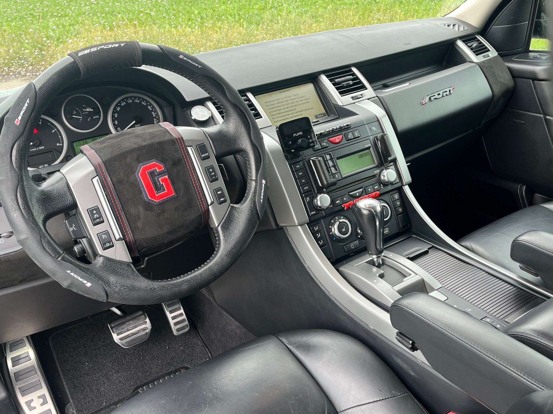 LAND ROVER Range Rover Sport 3.6 Td8 HSE Automatic-image-9