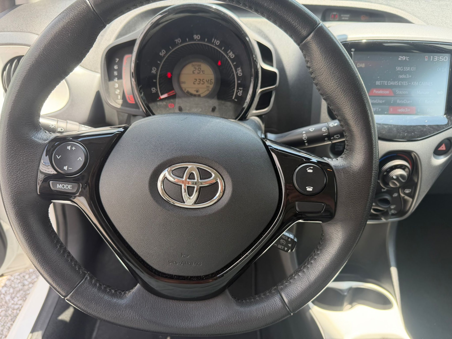 TOYOTA Aygo 1.0 VVT-i Trend-image-6