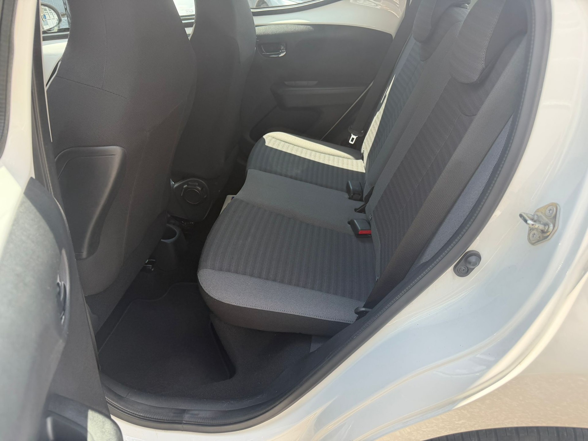TOYOTA Aygo 1.0 VVT-i Trend-image-11