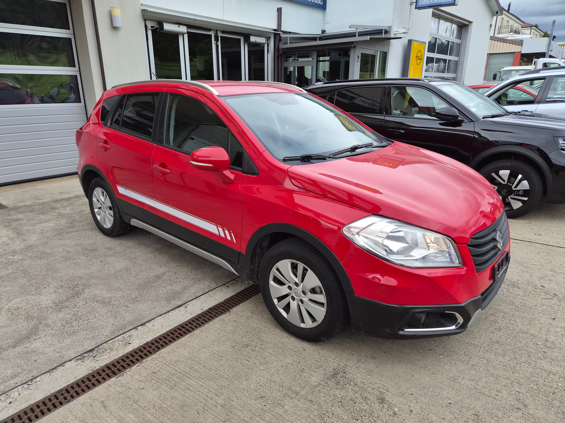 SUZUKI SX4 S-Cross 1.6 16V Sergio Cellano 4WD CVT7-image-2