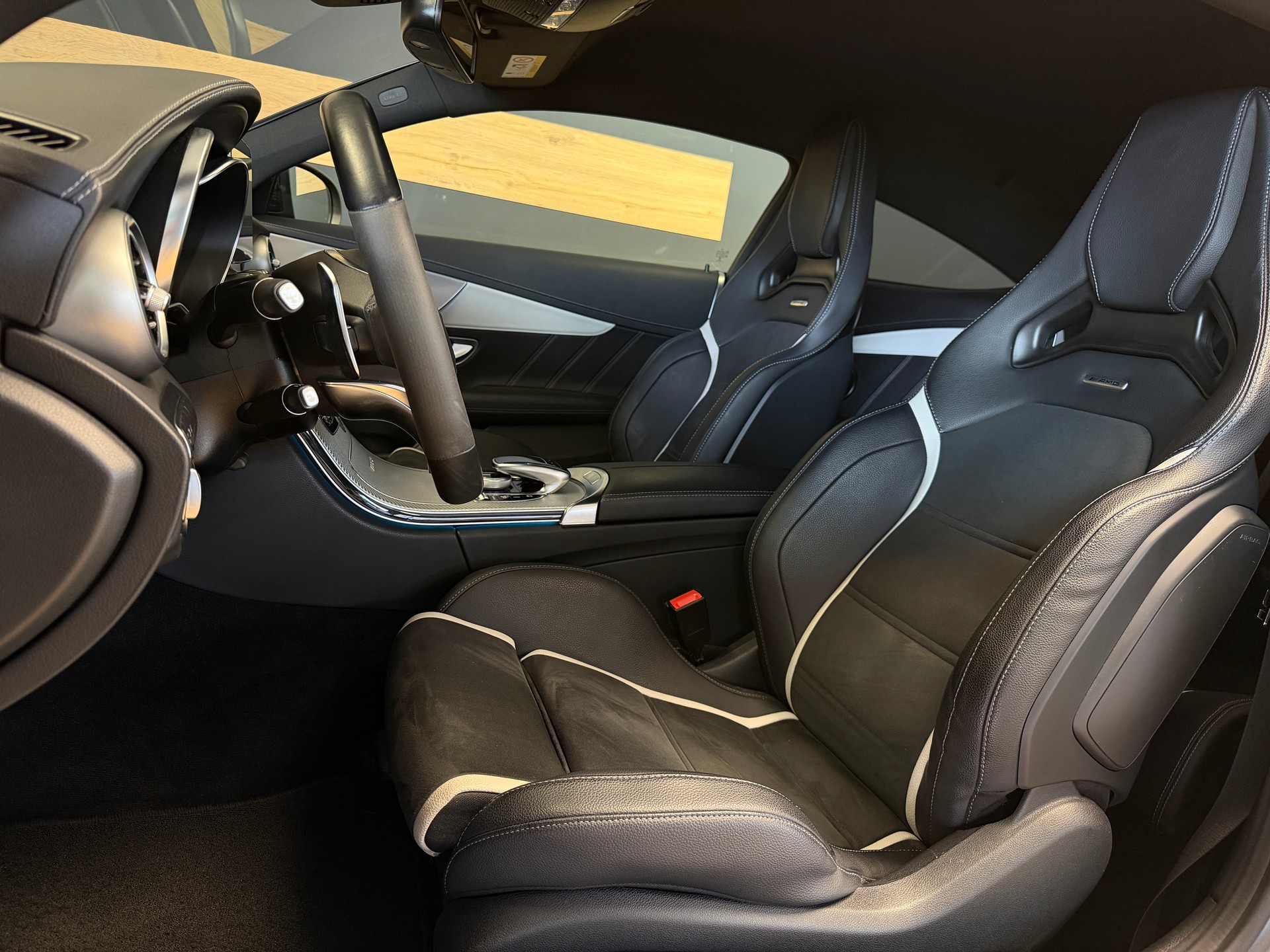 MERCEDES-BENZ C 63 S AMG Speedshift-image-15