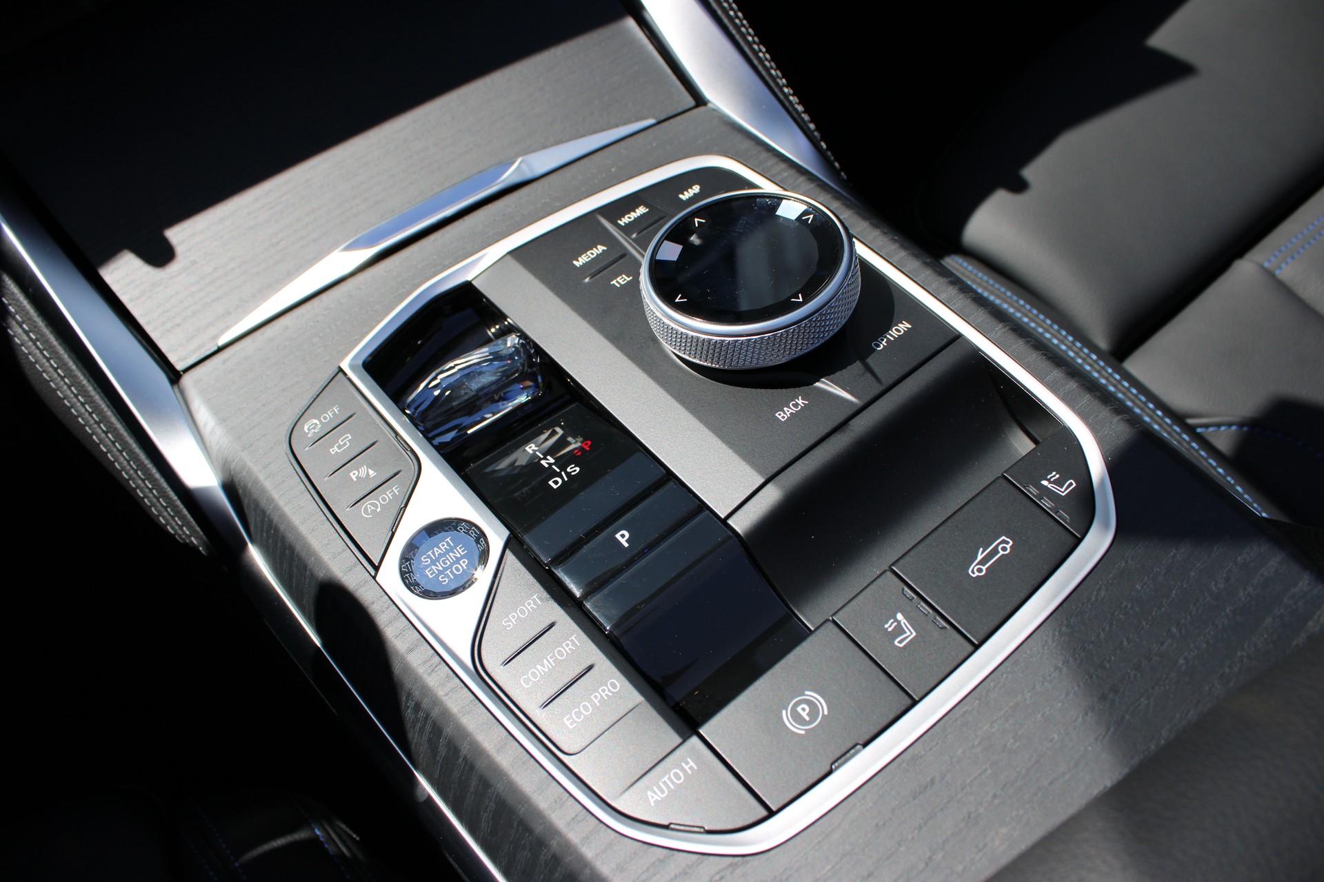 BMW 430i xDr Cabrio M Sp. Pro-image-15