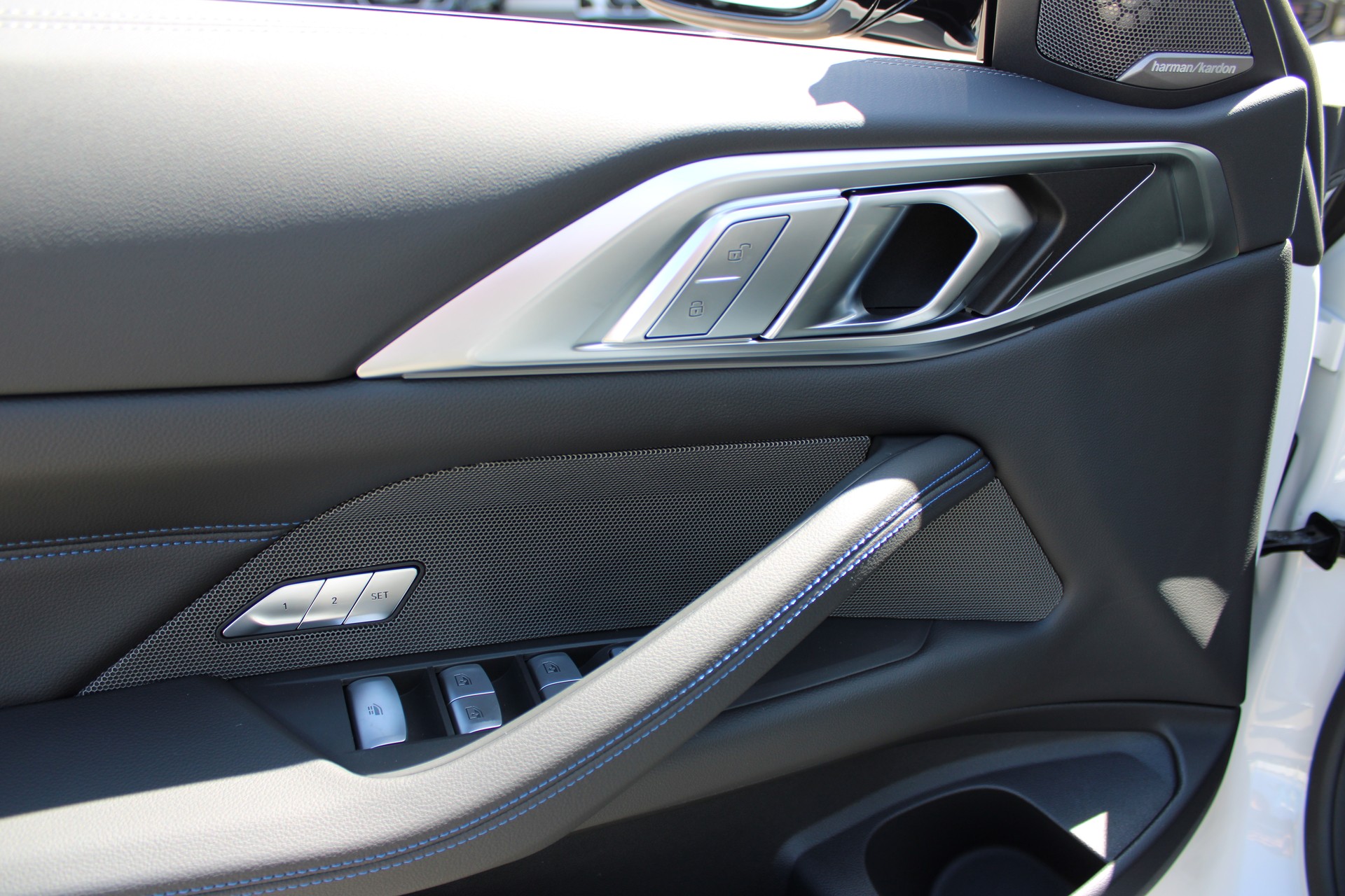 BMW 430i xDr Cabrio M Sp. Pro-image-12