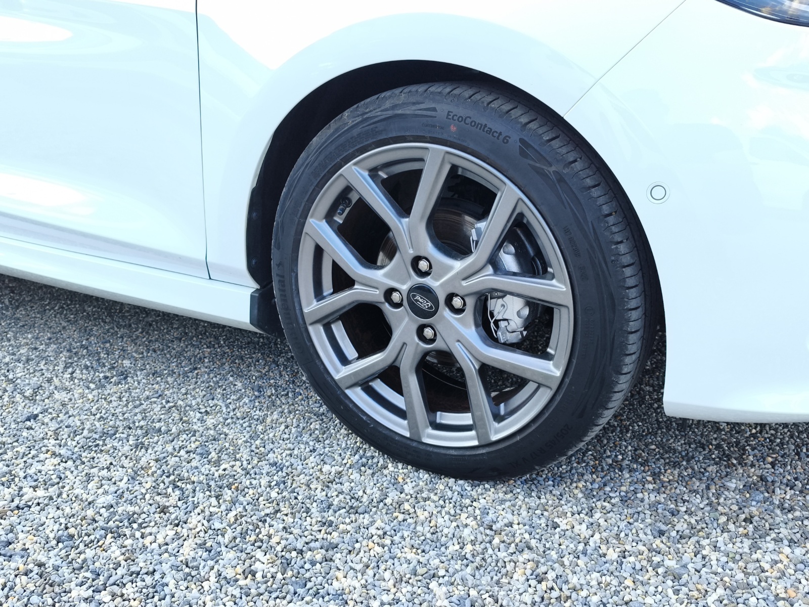 FORD Fiesta 1.0 EcoB Hybrid ST-Line-image-14