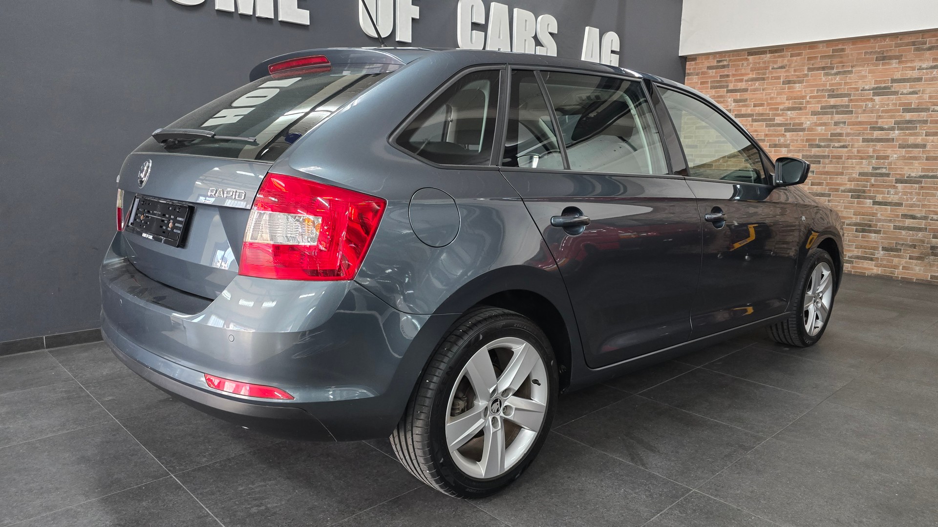 SKODA Rapid Spaceback 1.2 TSI Elegance-image-11