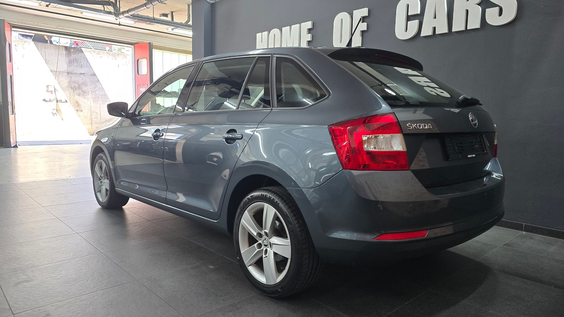 SKODA Rapid Spaceback 1.2 TSI Elegance-image-6