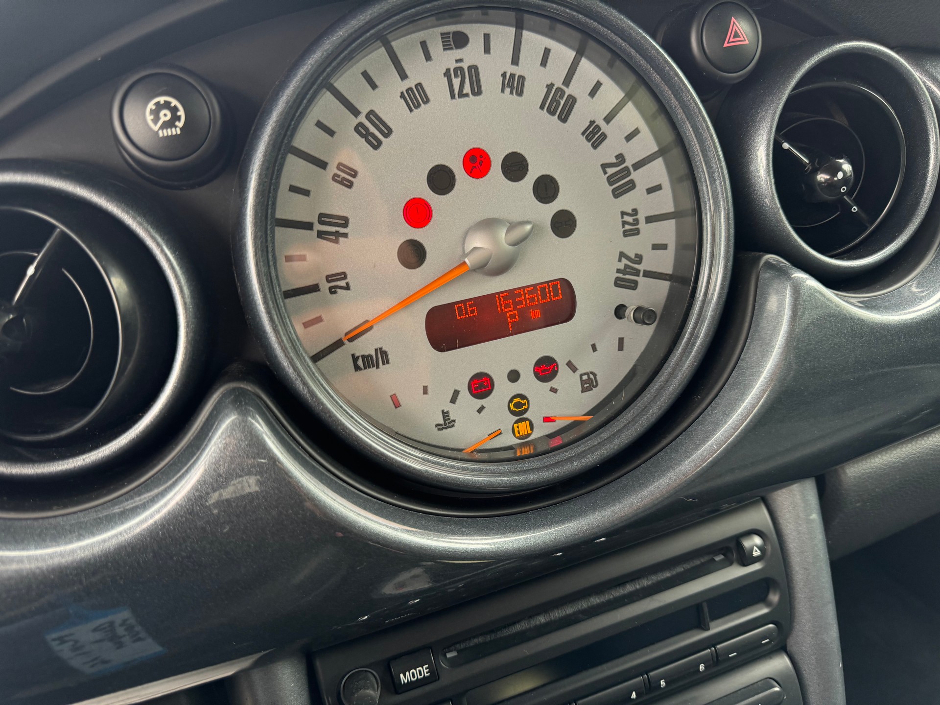 MINI Cooper-image-5