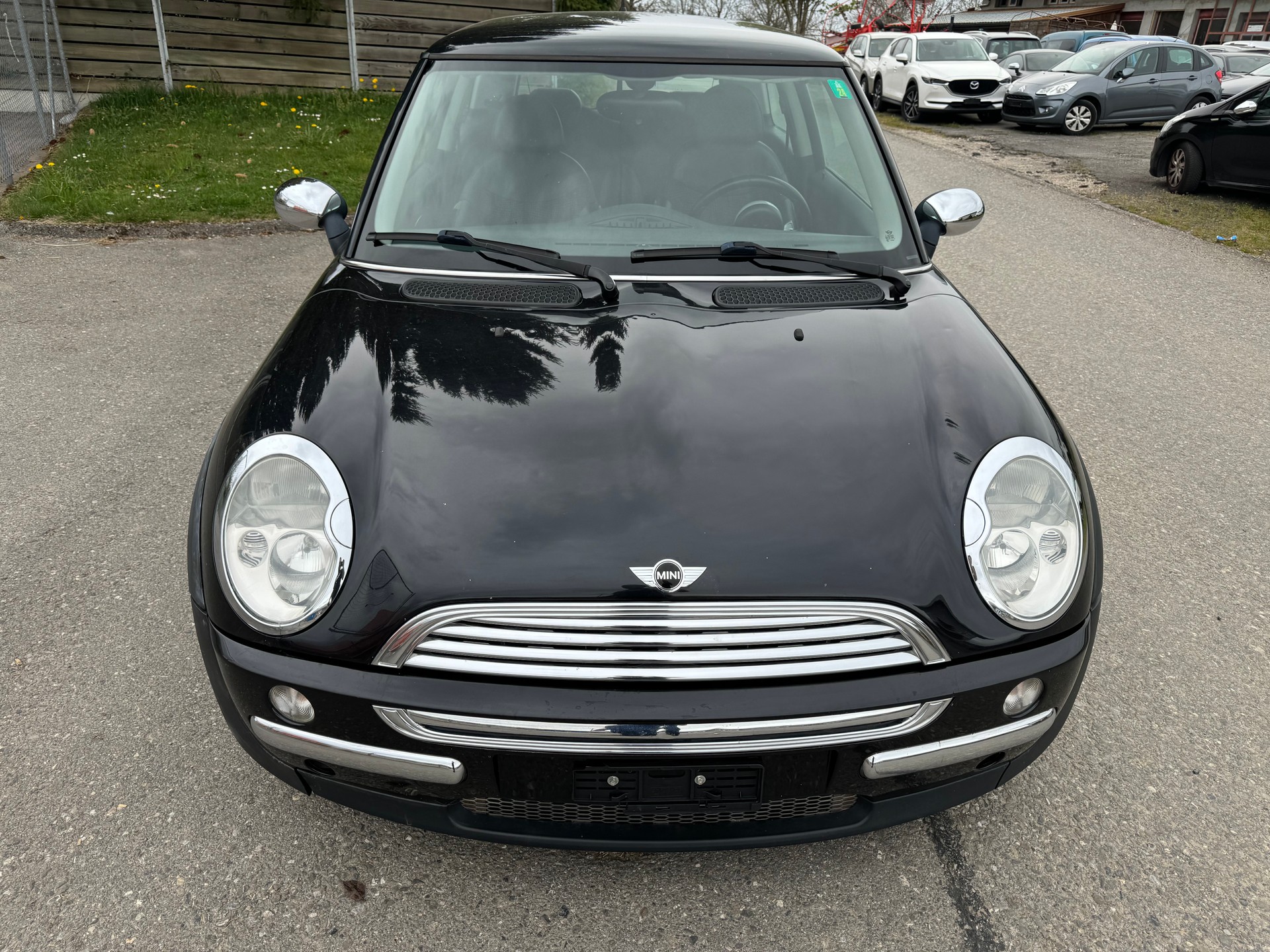 MINI Cooper-image-1