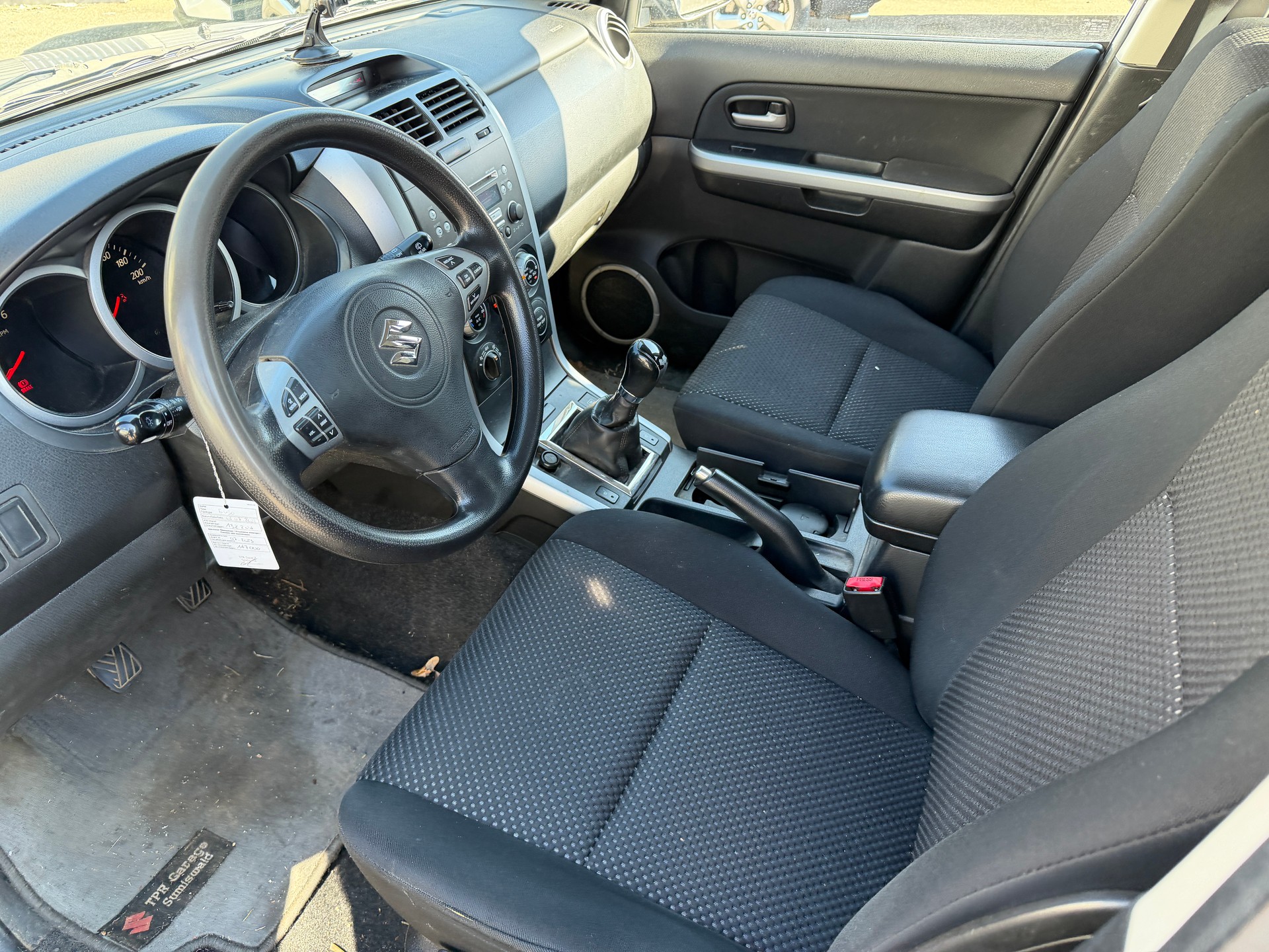 SUZUKI Grand Vitara 1.9 TD GL Top-image-4