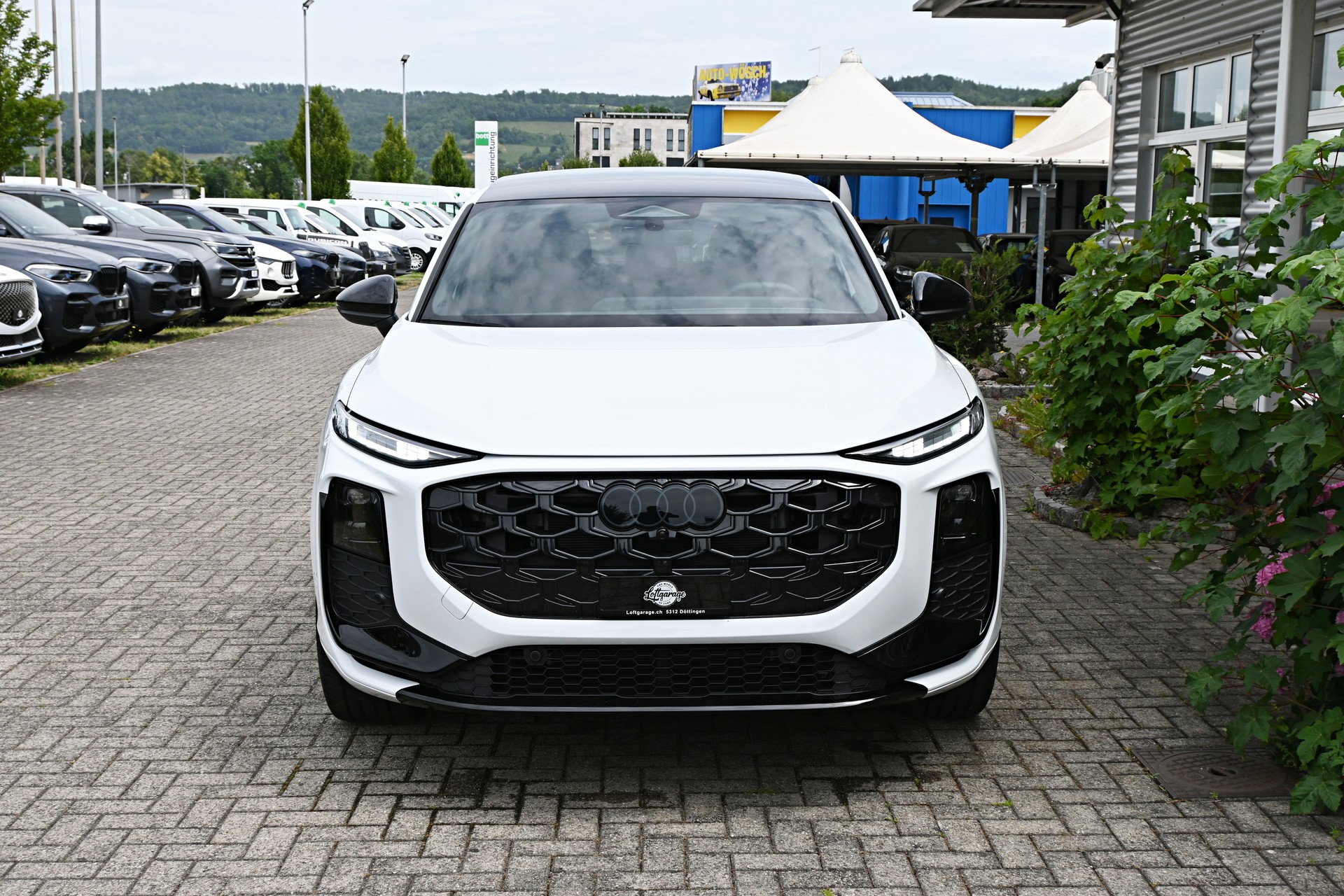 AUDI Q3 Sportback S Line Plus Black TFSI S tronic 150PS + AHK 1800kg-image-2