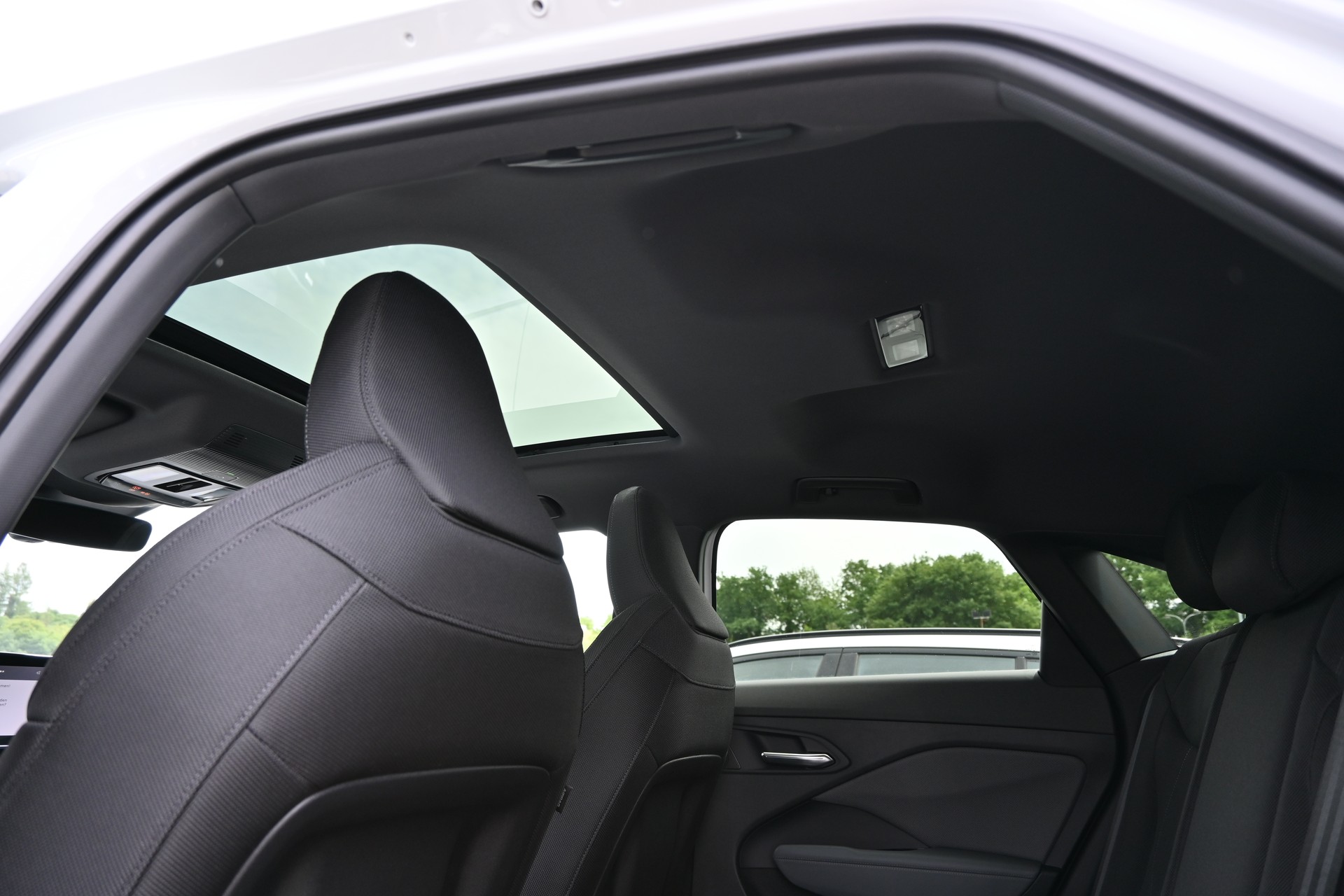 AUDI Q3 Sportback S Line Plus Black TFSI S tronic 150PS + AHK 1800kg-image-15