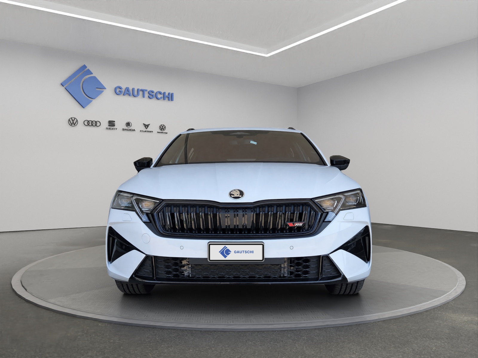 SKODA Octavia Combi 2.0 TSI DSG RS 30 Years Edition-image-4