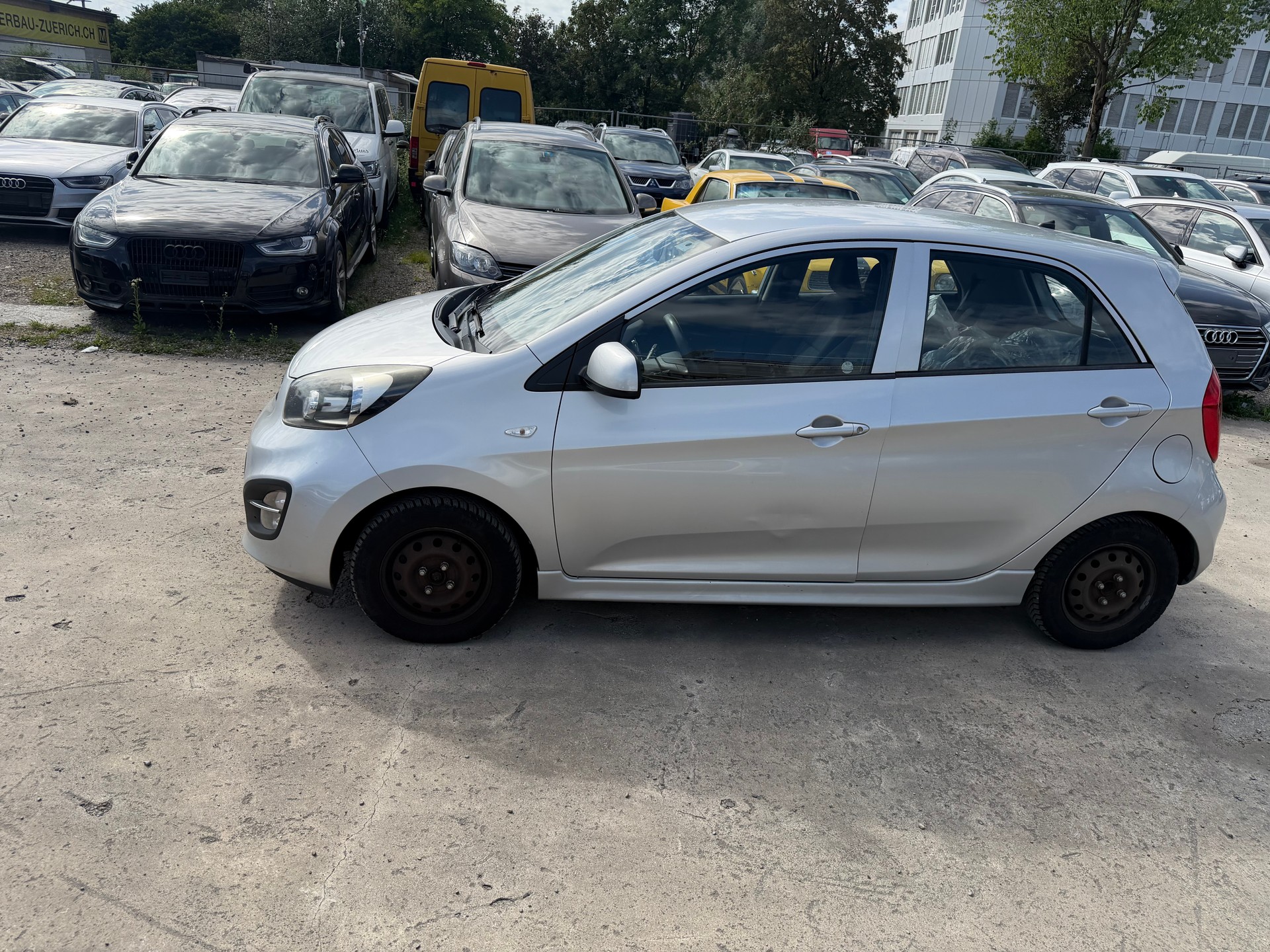 KIA Picanto 1.2 CVVT Trend Automatic-image-2