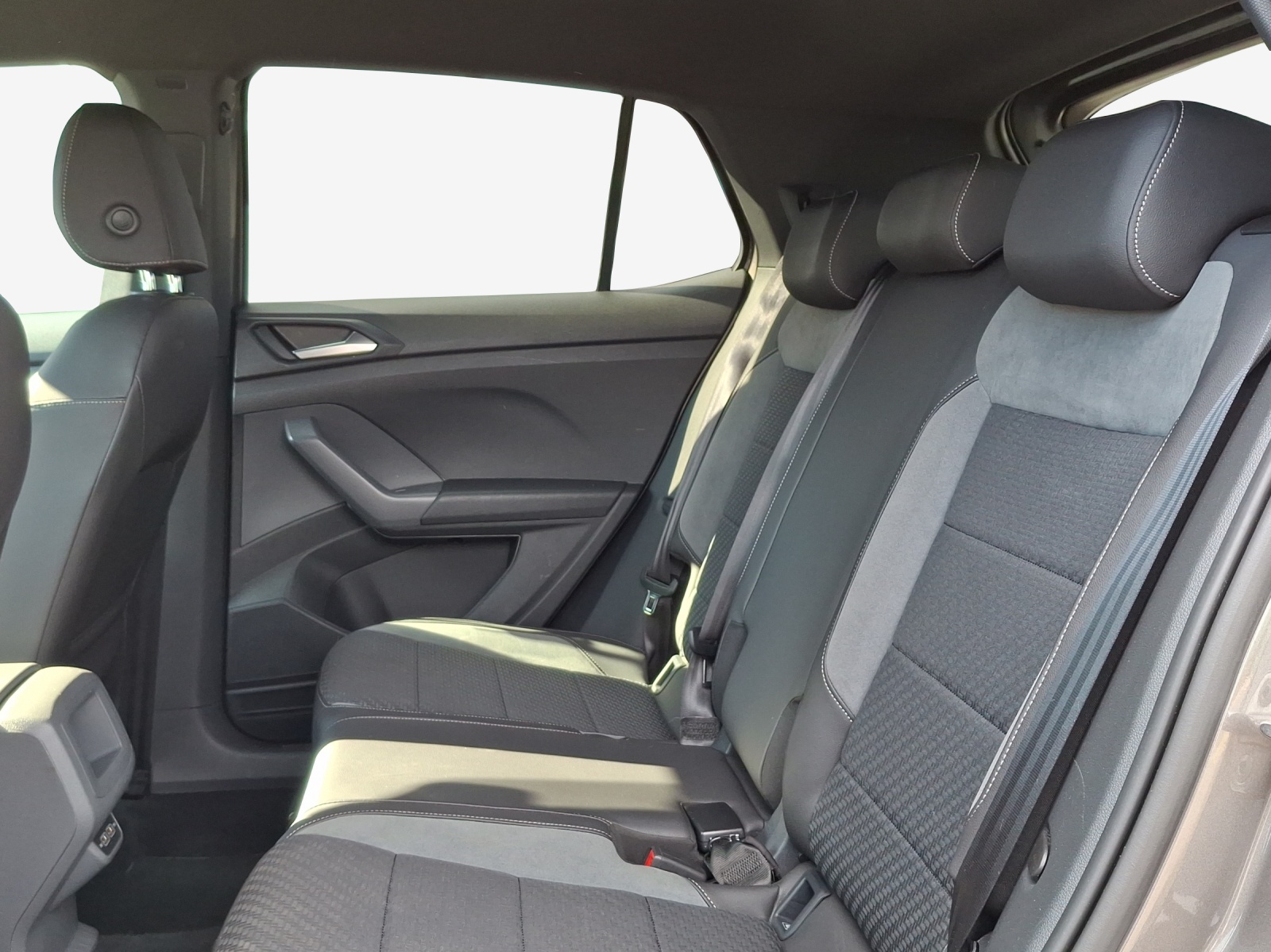 VW T-Cross 1.0 TSI Style DSG-image-11
