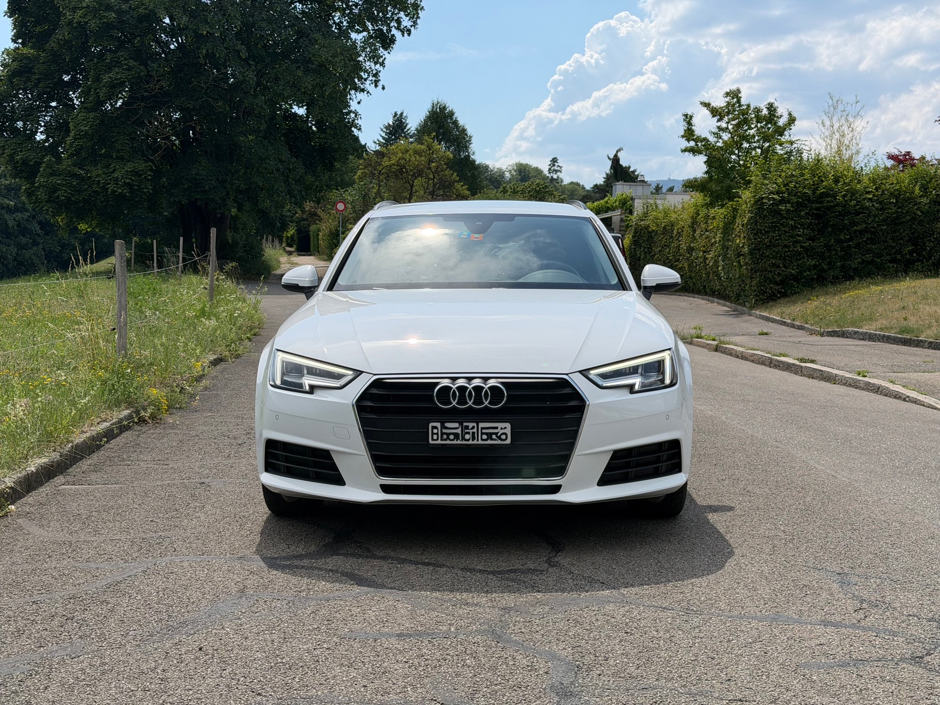 AUDI 2.0 35 TDI S-Tronic-image-1