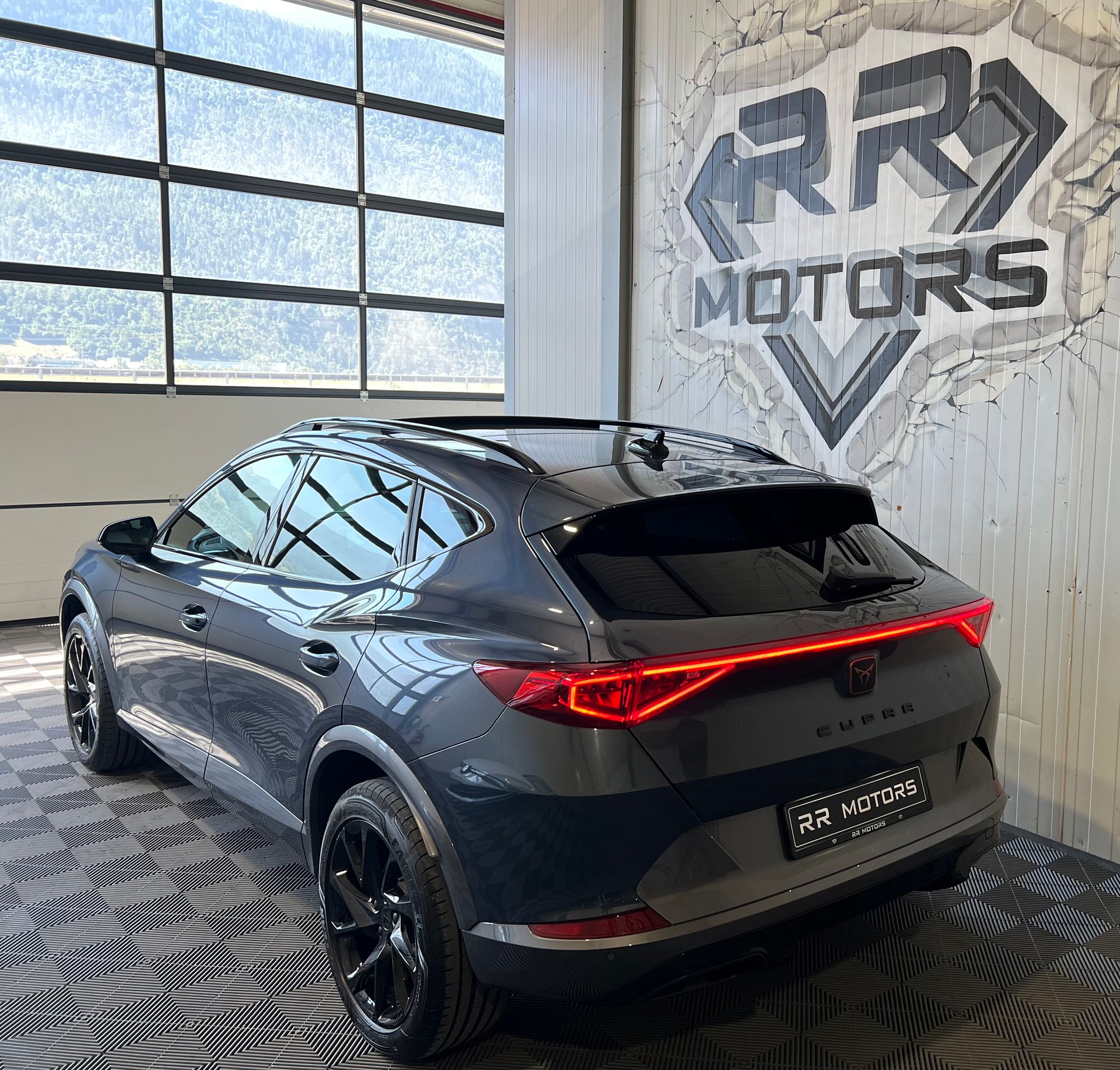 CUPRA Formentor 2.0TSI 4Drive DSG-image-2