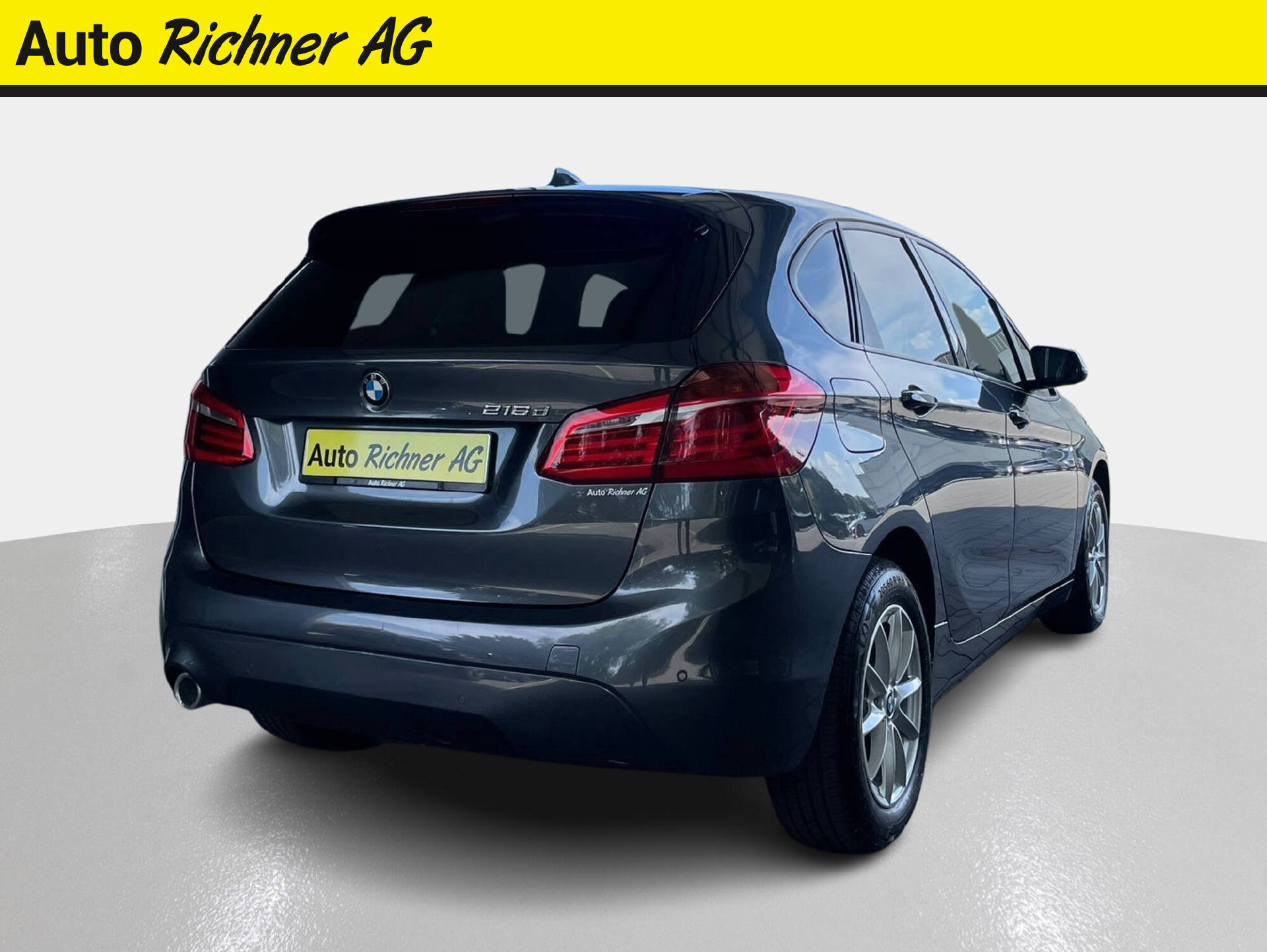 BMW 216d Active Tourer-image-3