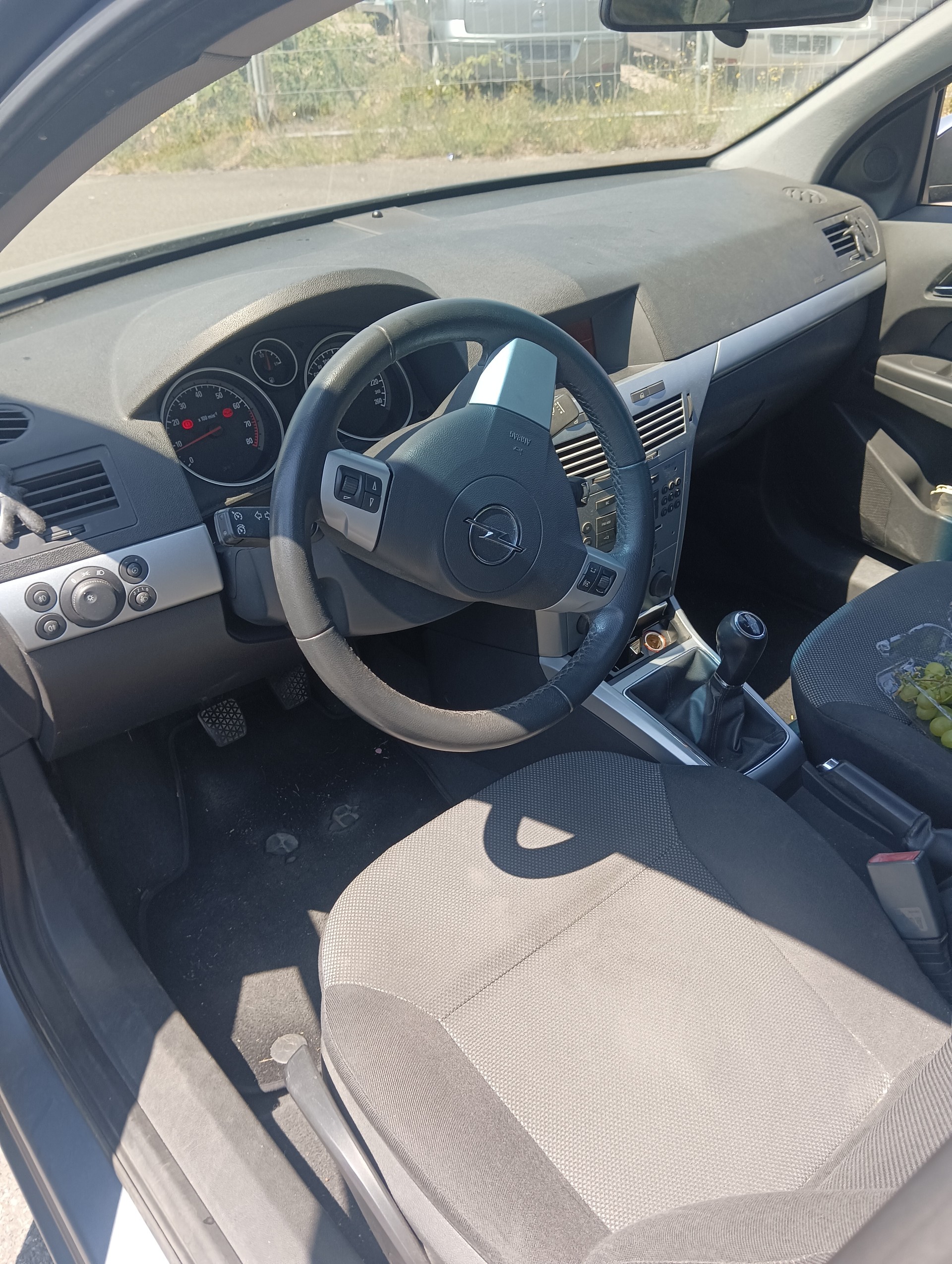 OPEL Astra 1.8i 16V Enjoy-image-3