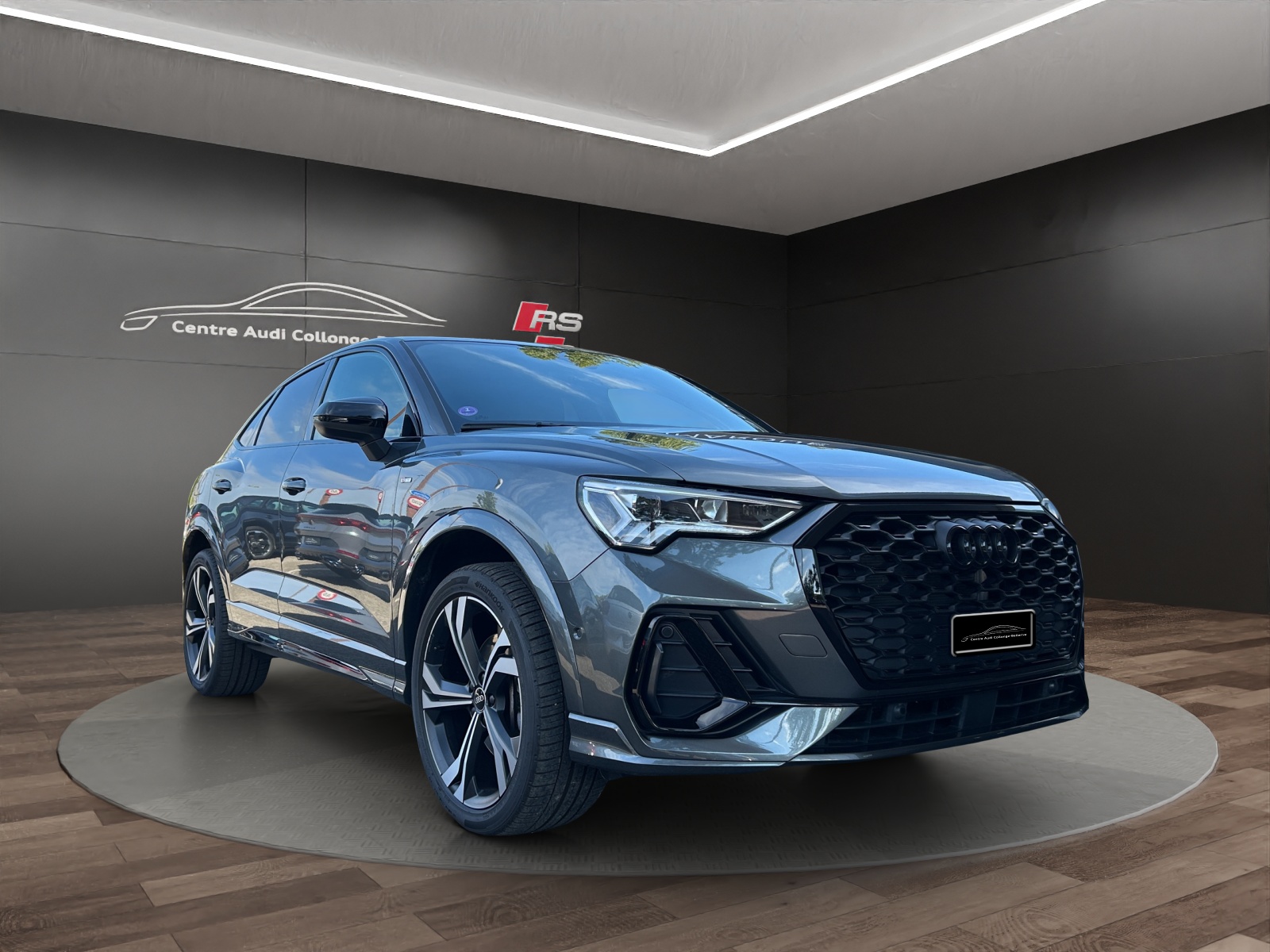 AUDI Q3 Sportback 45 TFSI e S line S-tronic-image-7