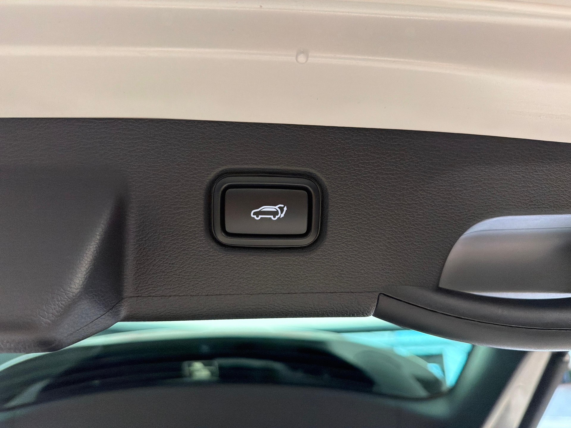 KIA Sportage 1.6 T-GDi PHEV GT-Line-image-13