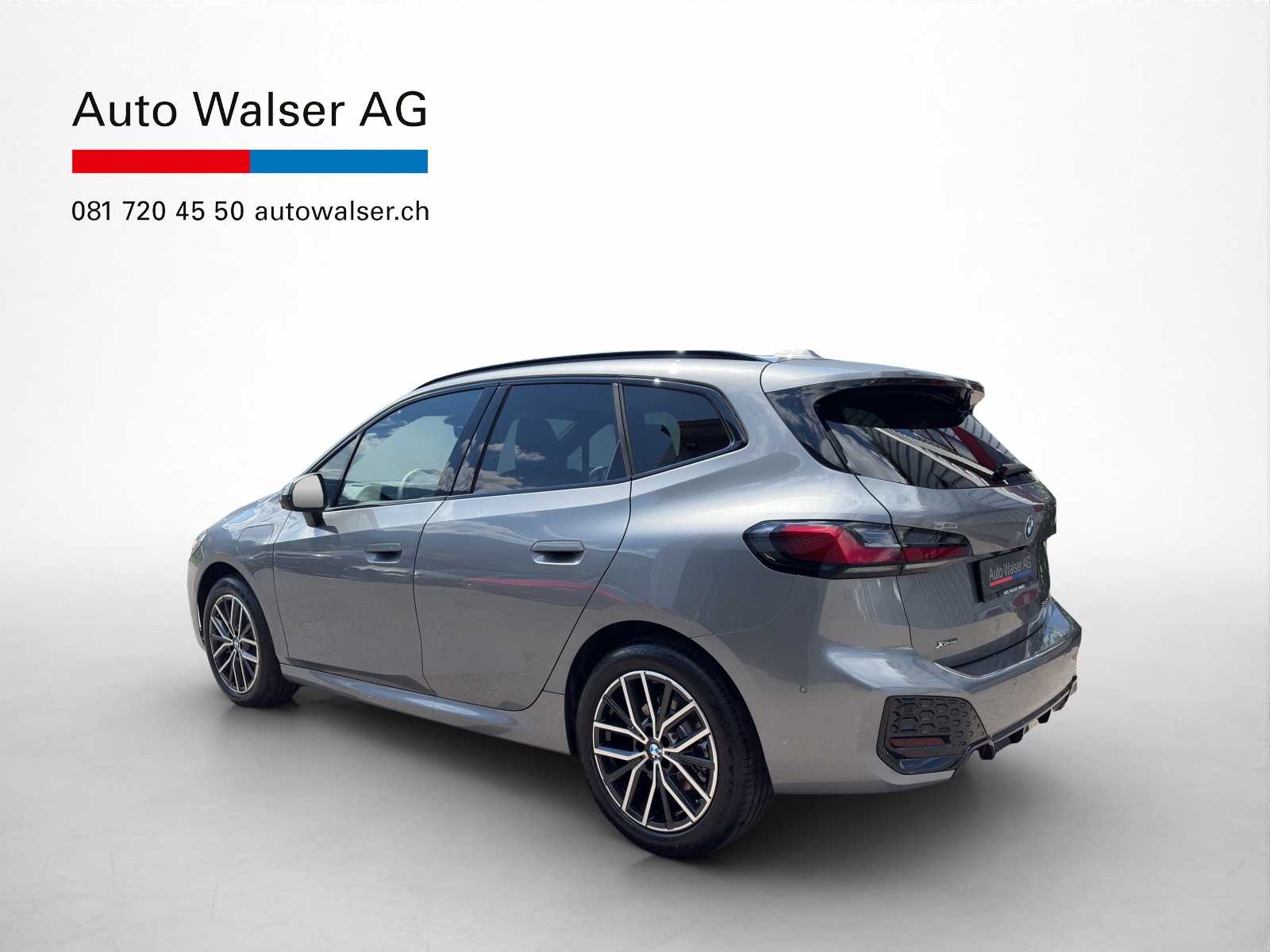 BMW 230e xDrive Active Tourer-showroom-element-2