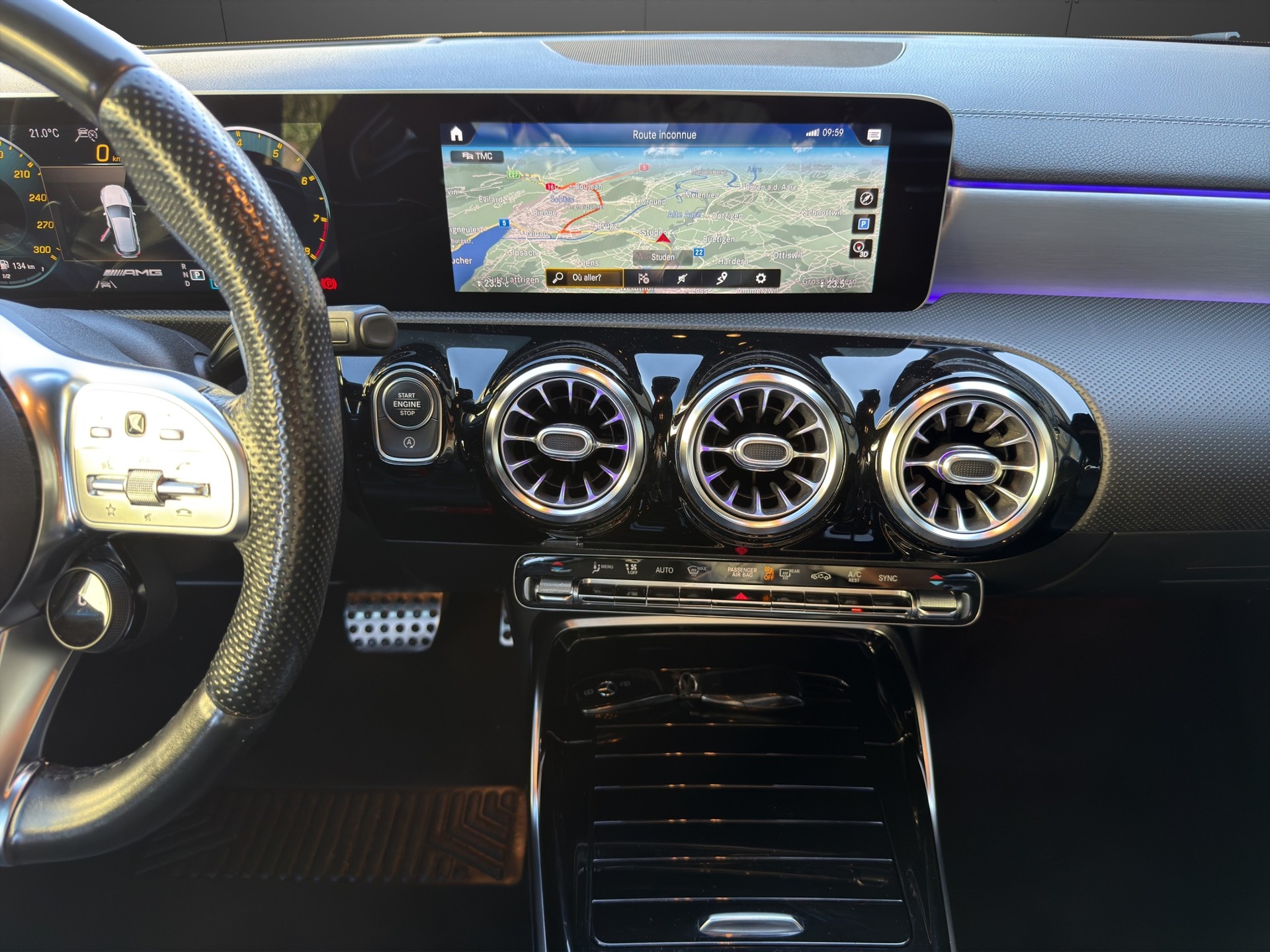 MERCEDES-BENZ A 45 S AMG 4Matic+ Speedshift-image-12
