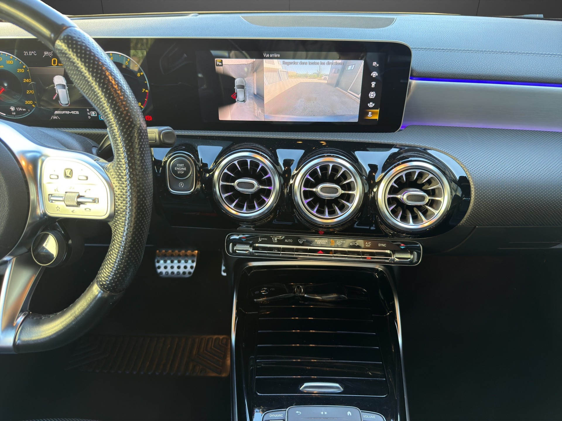 MERCEDES-BENZ A 45 S AMG 4Matic+ Speedshift-image-13