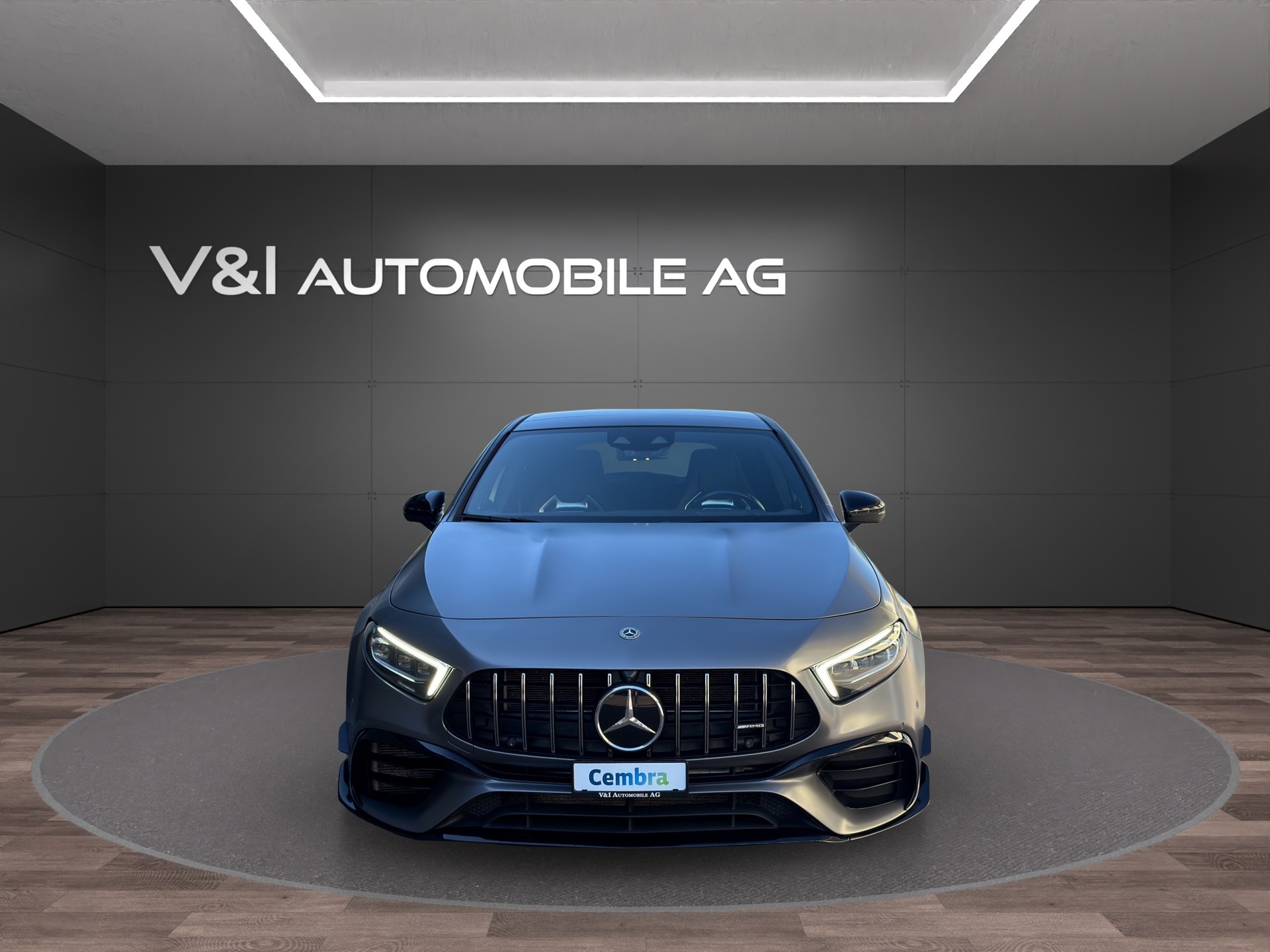 MERCEDES-BENZ A 45 S AMG 4Matic+ Speedshift-showroom-element-2
