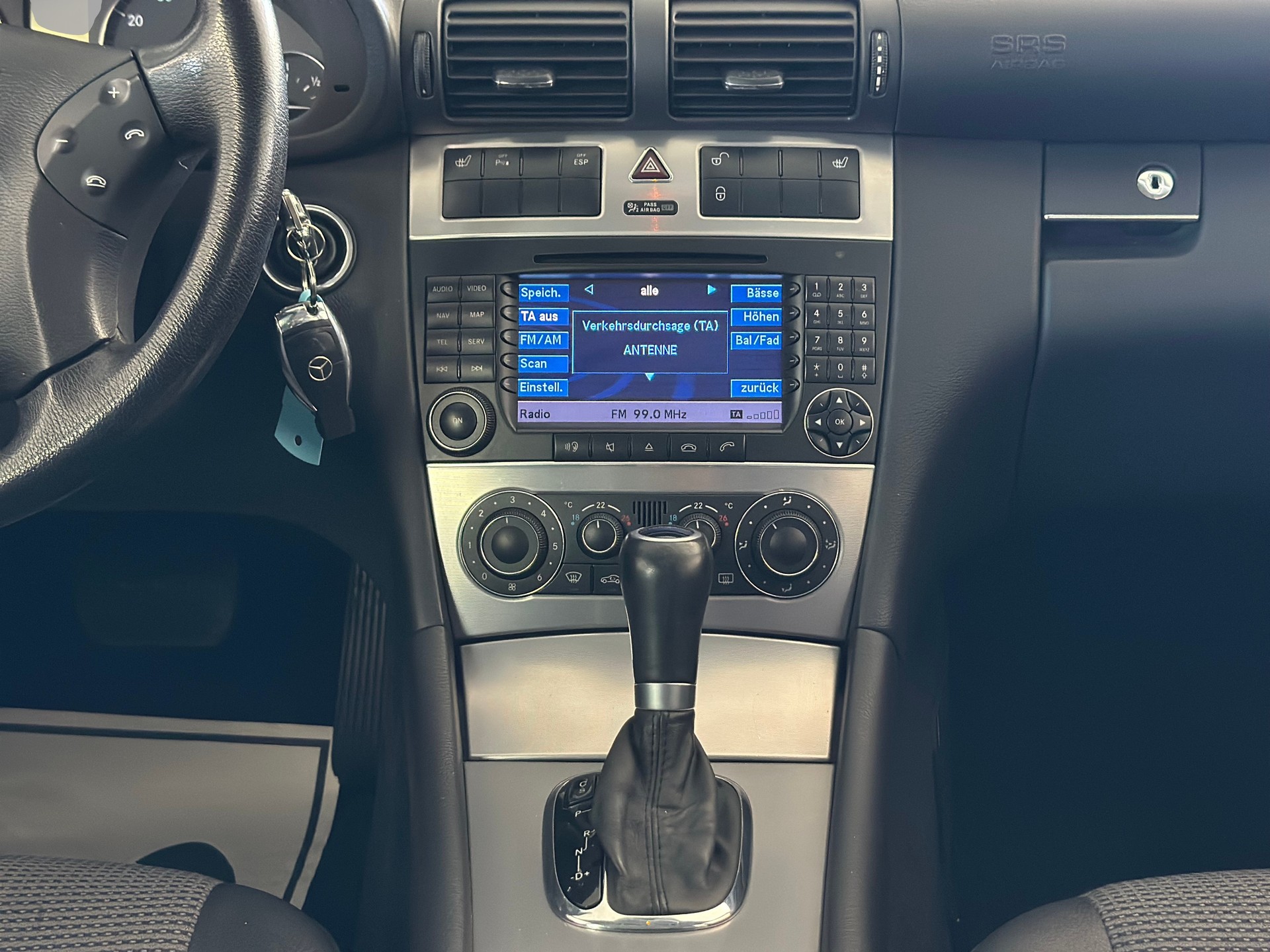 MERCEDES-BENZ C 230 Avantgarde Automat-image-13