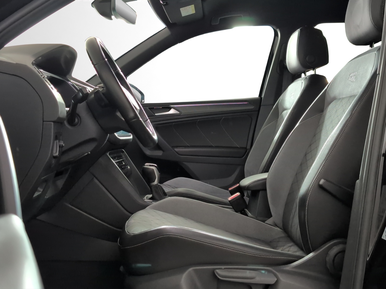 VW Tiguan 1.4TSI PHEV Selection DSG-image-5