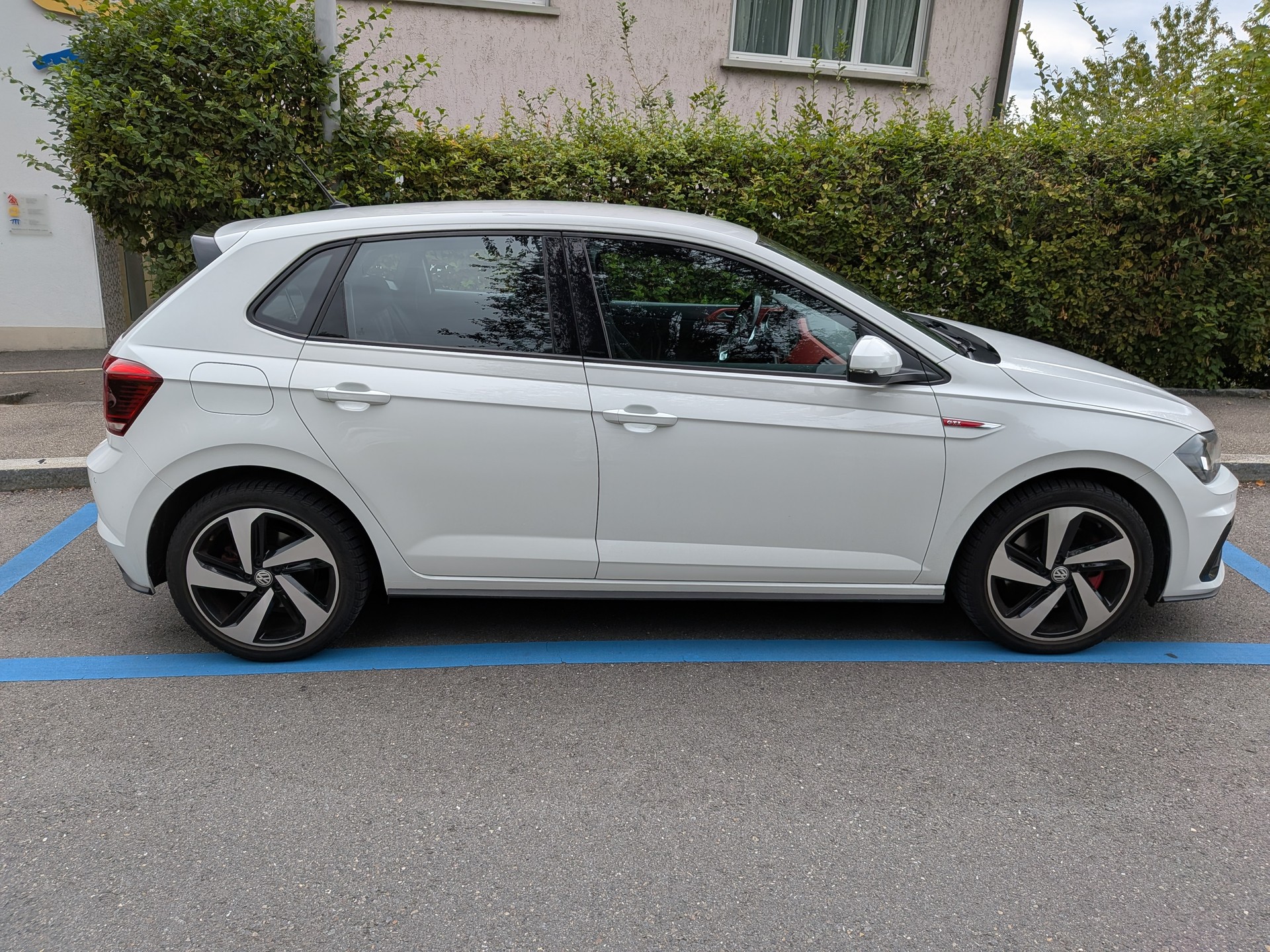 VW 2.0 TSI GTI DSG-image-2